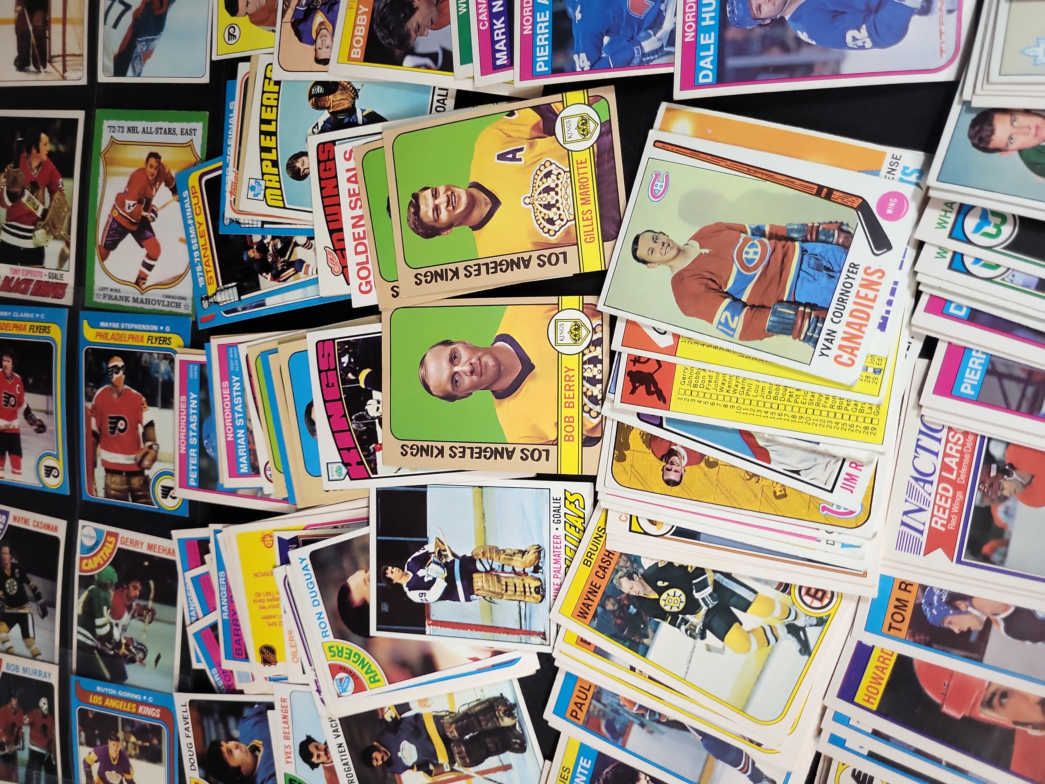 I03888 | A Collection of Vintage Topps and O-Pee-Chee NHL Hockey Trading Cards Featuring Bobby Orr and Hall of Fame Stars, circa 1970-1982