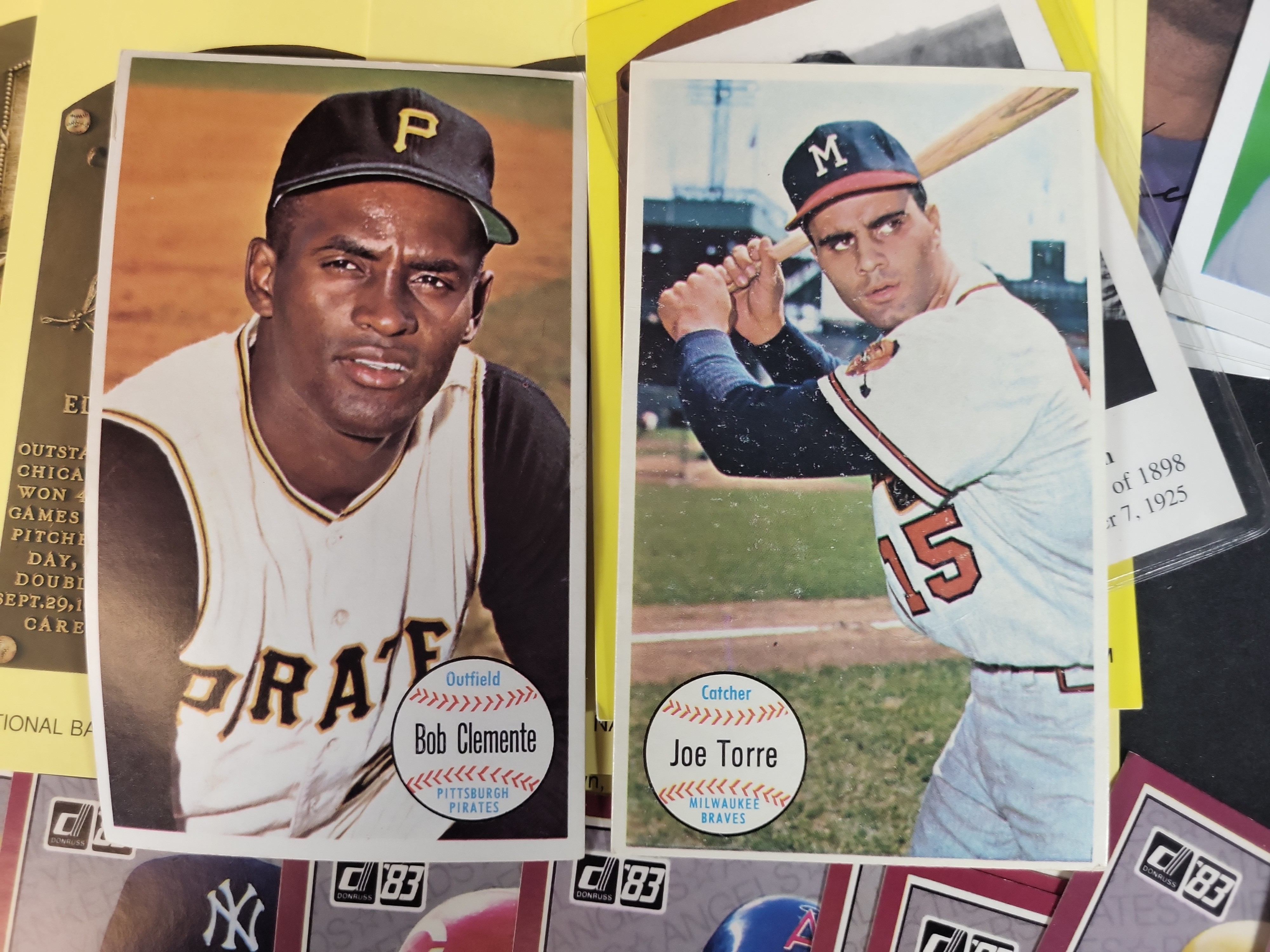 I03079 | An Assortment of Vintage Baseball Cards, Sticker Albums, and Memorabilia