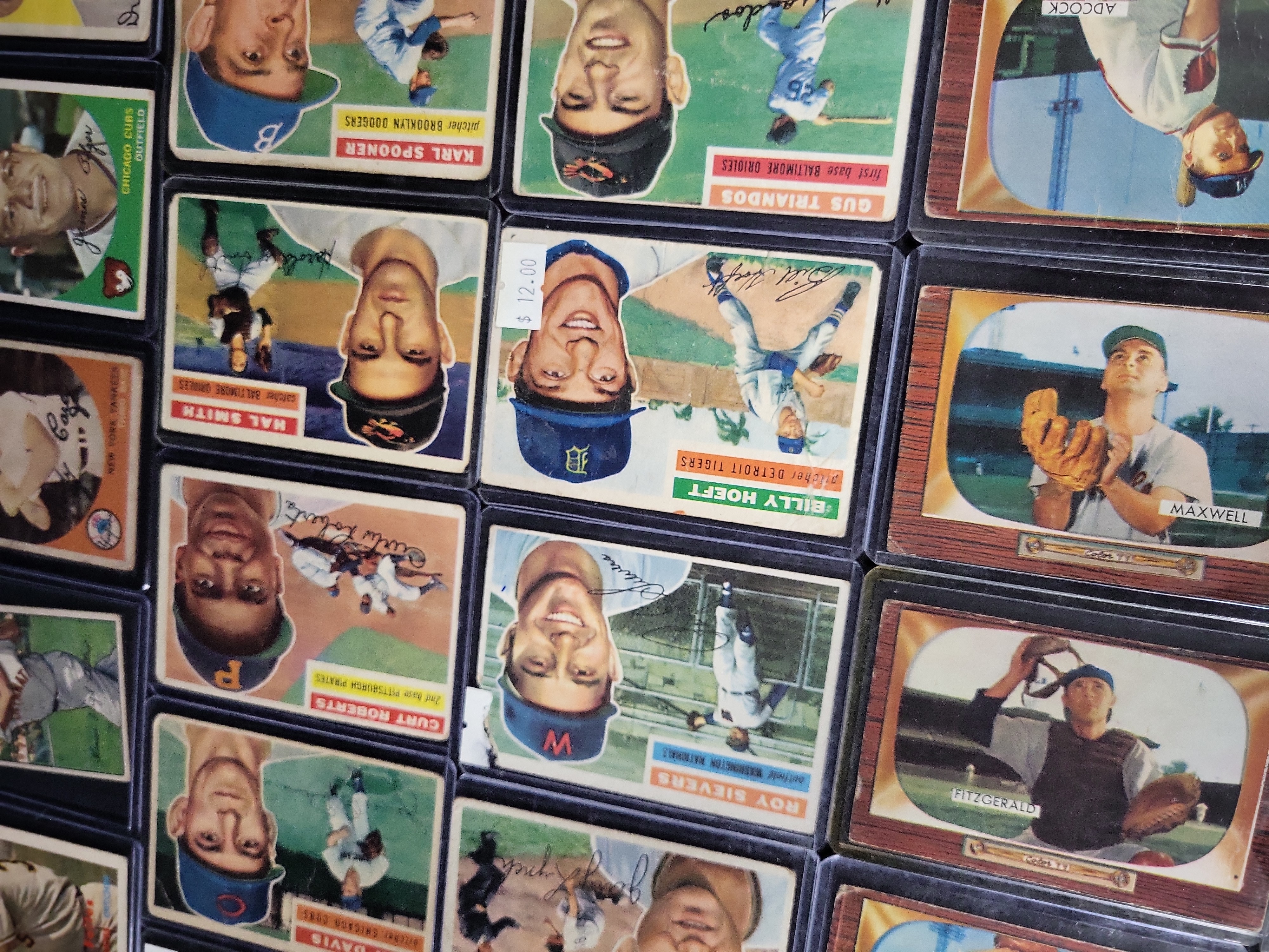 I03835 | A Collection of Vintage 1950s Topps and Bowman Baseball Cards