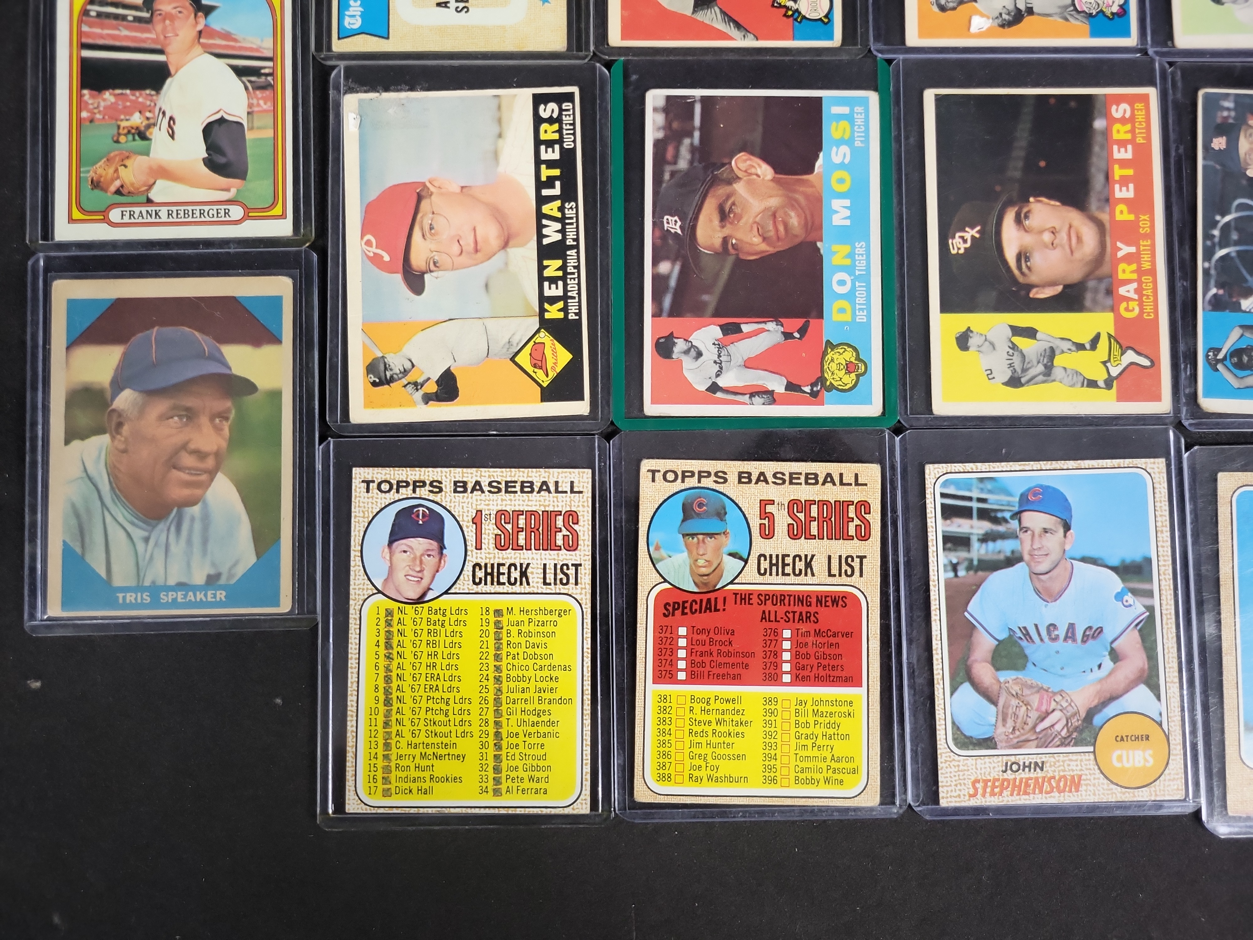 I03837 | A Collection of Vintage Topps Baseball Trading Cards 1956 to 1980