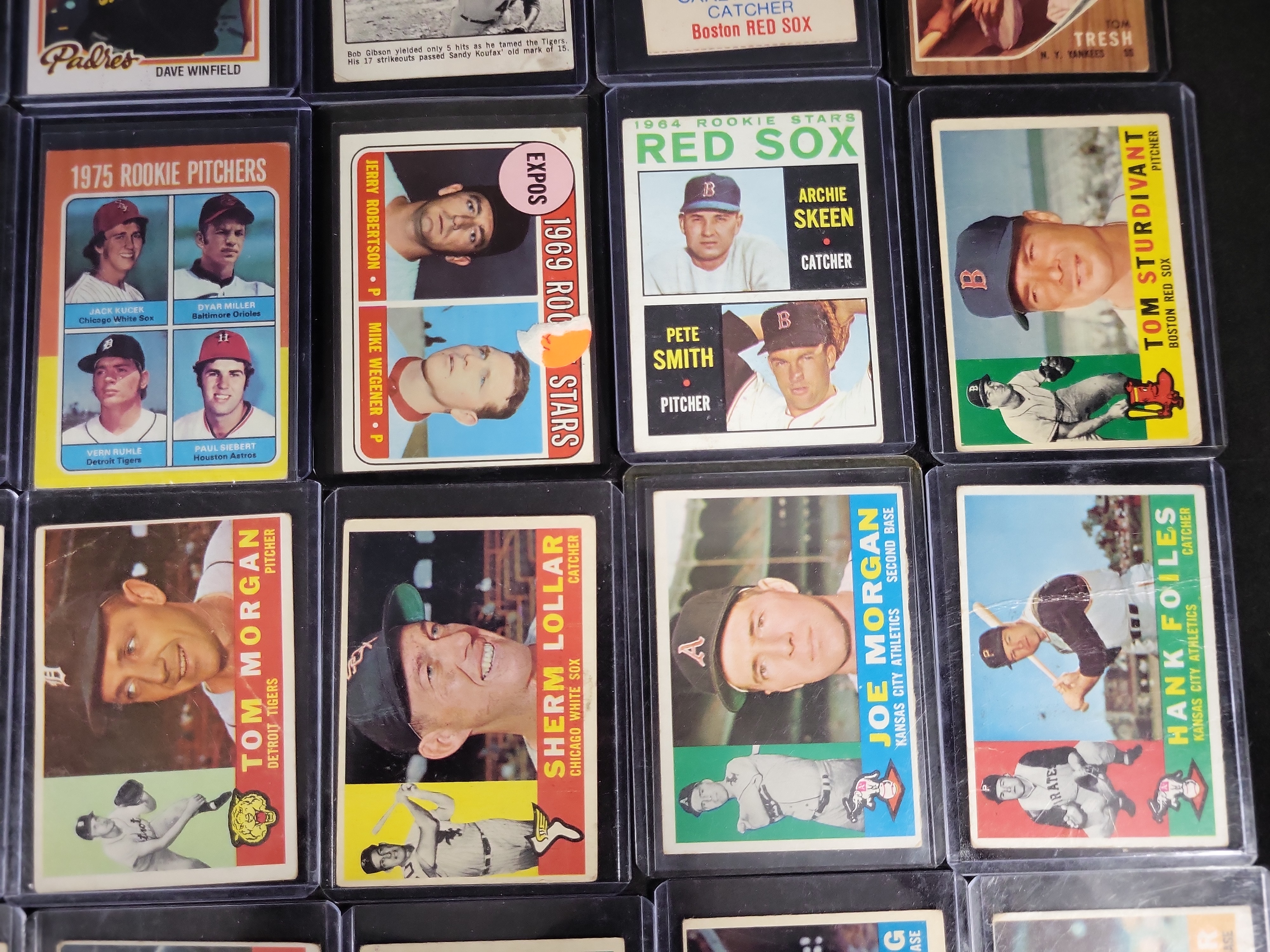 I03837 | A Collection of Vintage Topps Baseball Trading Cards 1956 to 1980