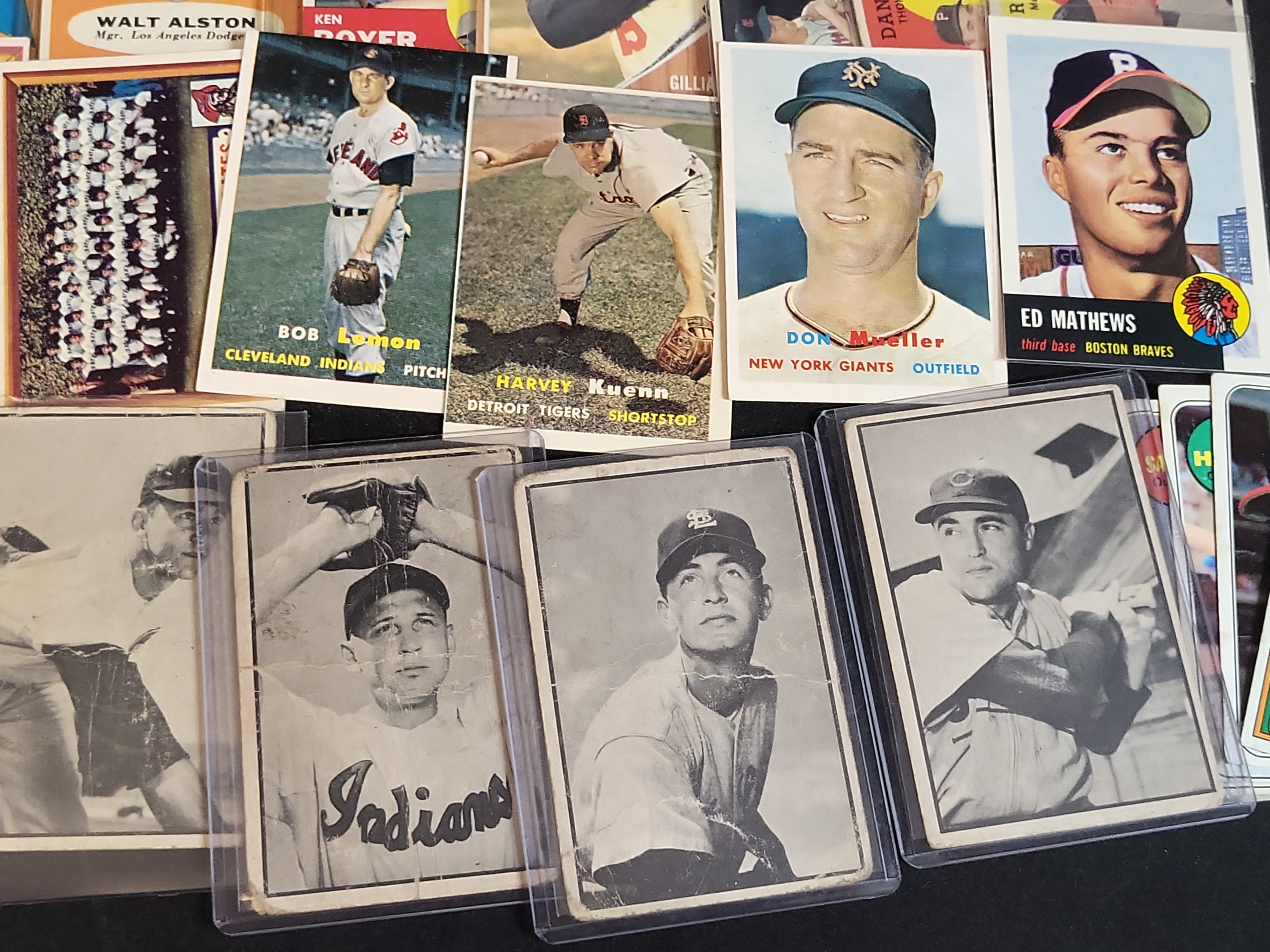 I03874 | A Collection of Vintage Baseball Cards Including Topps and Bowman