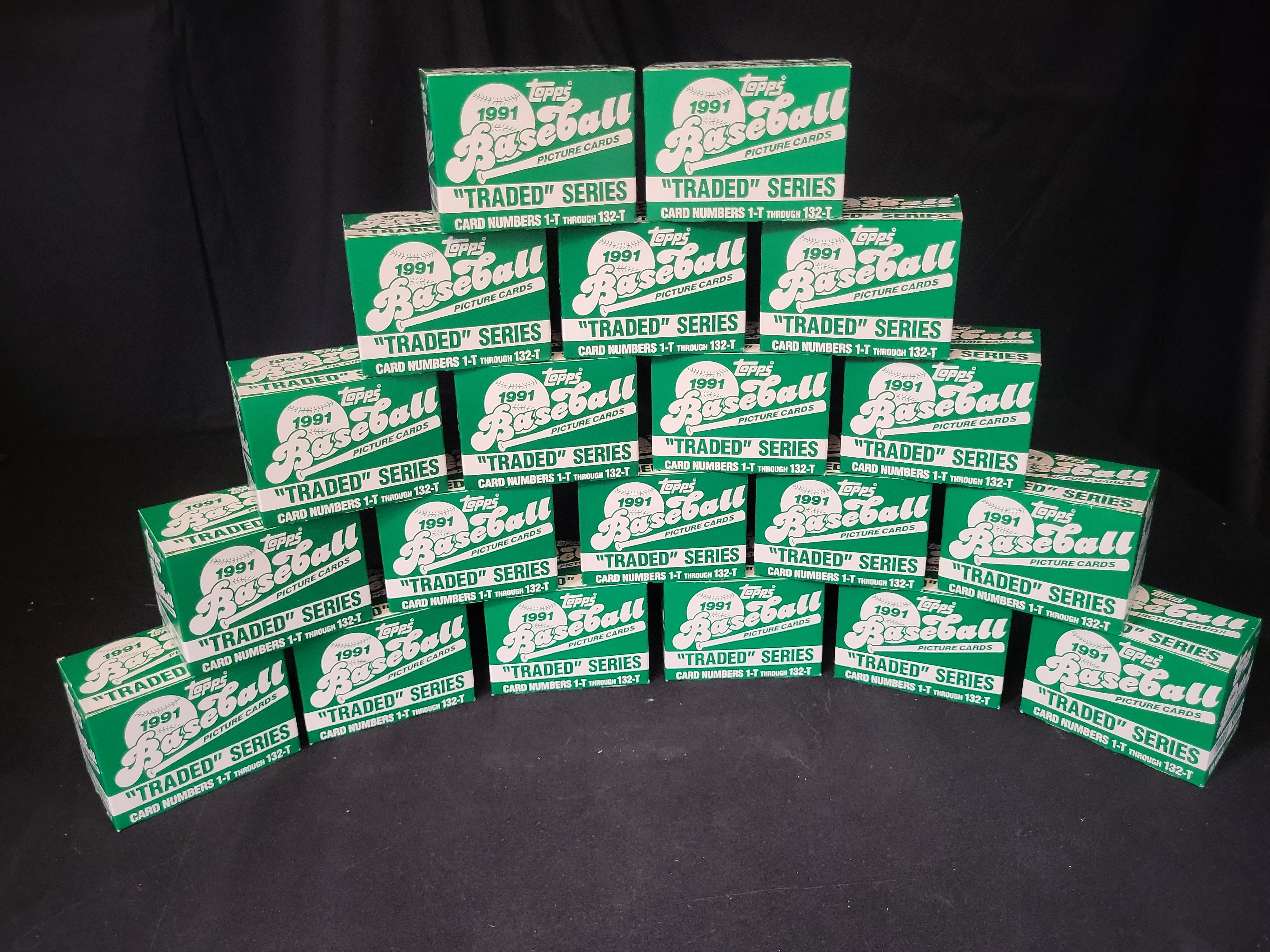 I03253 | Lot of (20) 1991 Topps Baseball Traded Series Complete Box Sets
