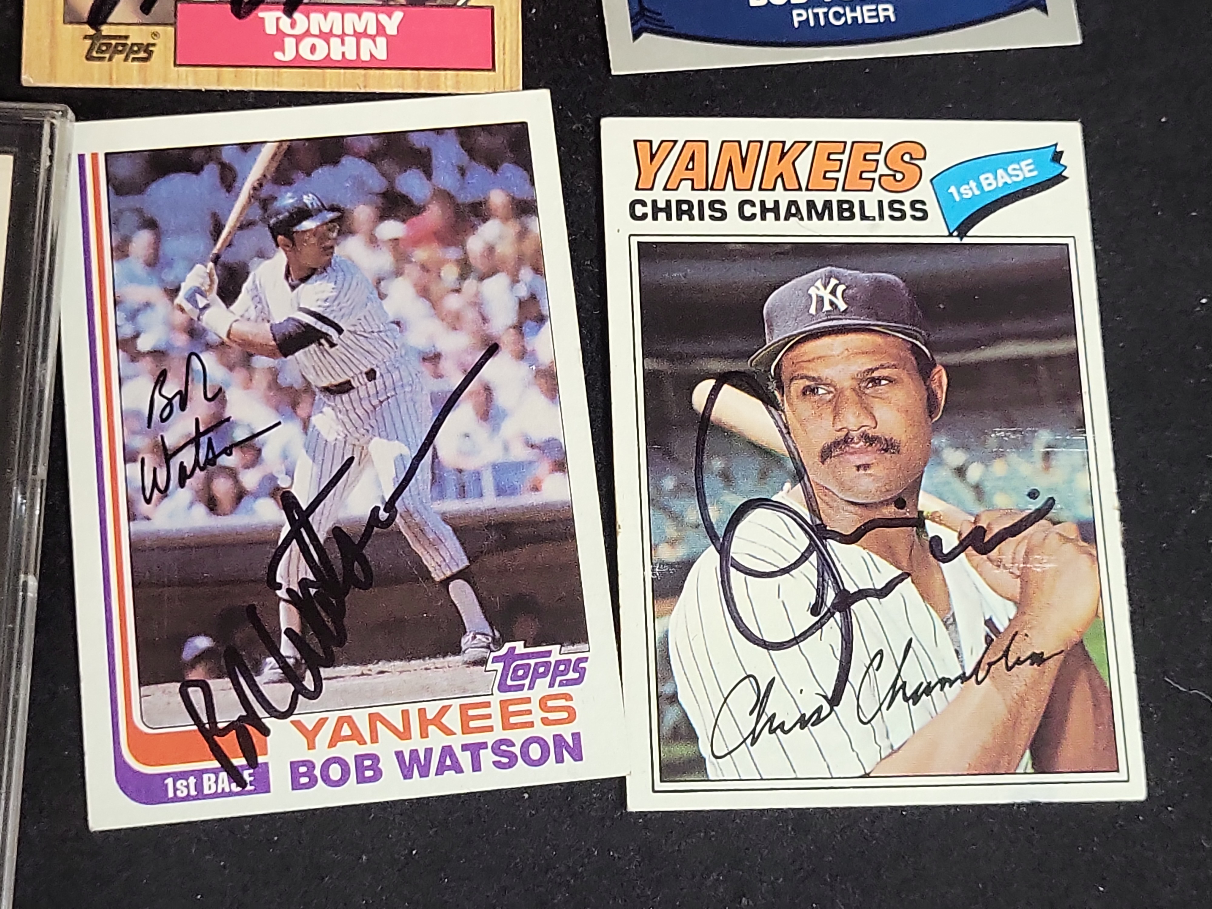 I03082 | A Collection of New York Yankees Baseball Cards Including Original Vintage and Autographed Examples