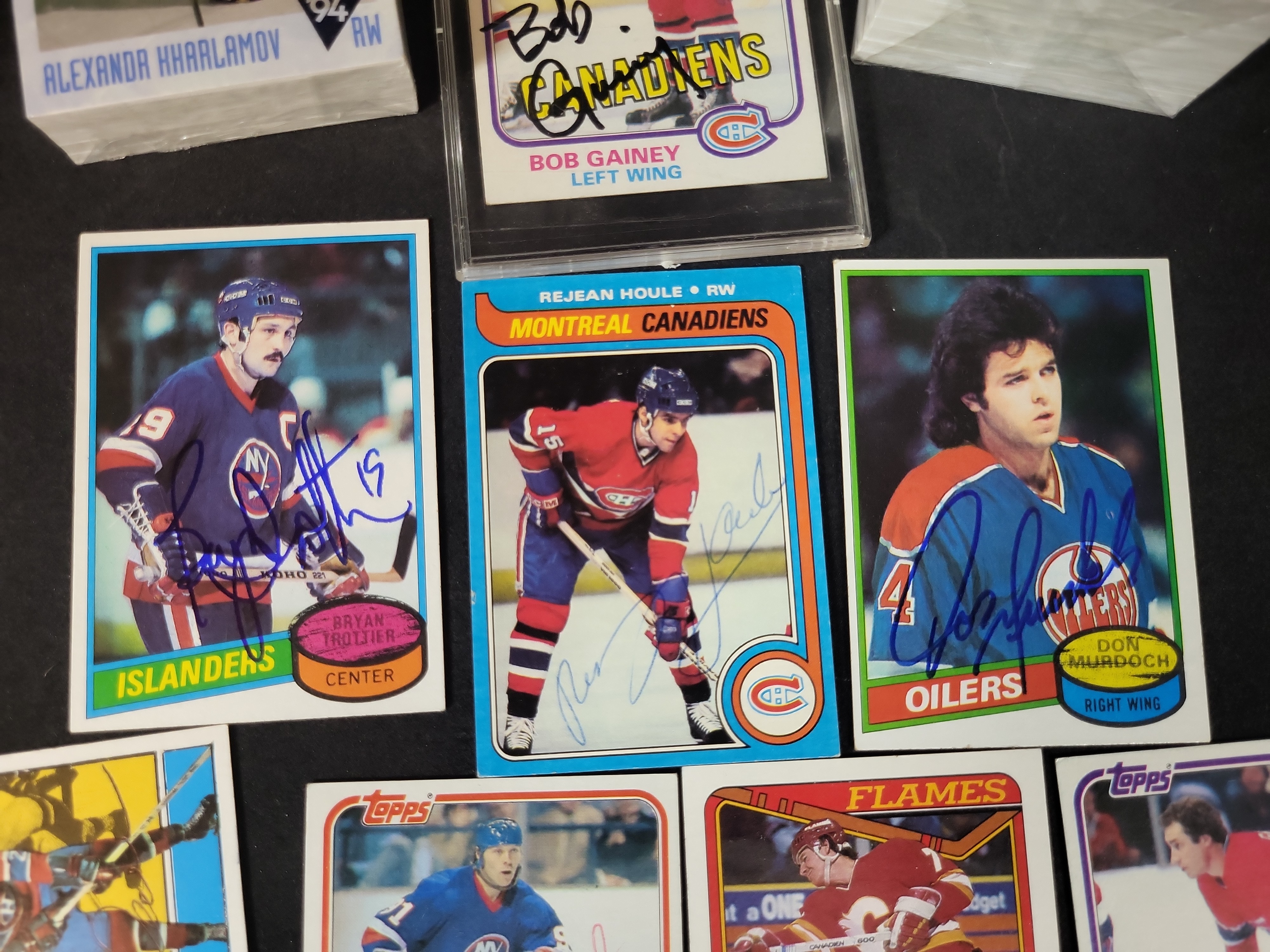 I03084 | A Group of Eight Vintage Autographed Topps Hockey Cards and One 1993 Classic Hockey Draft Picks Boxed Set
