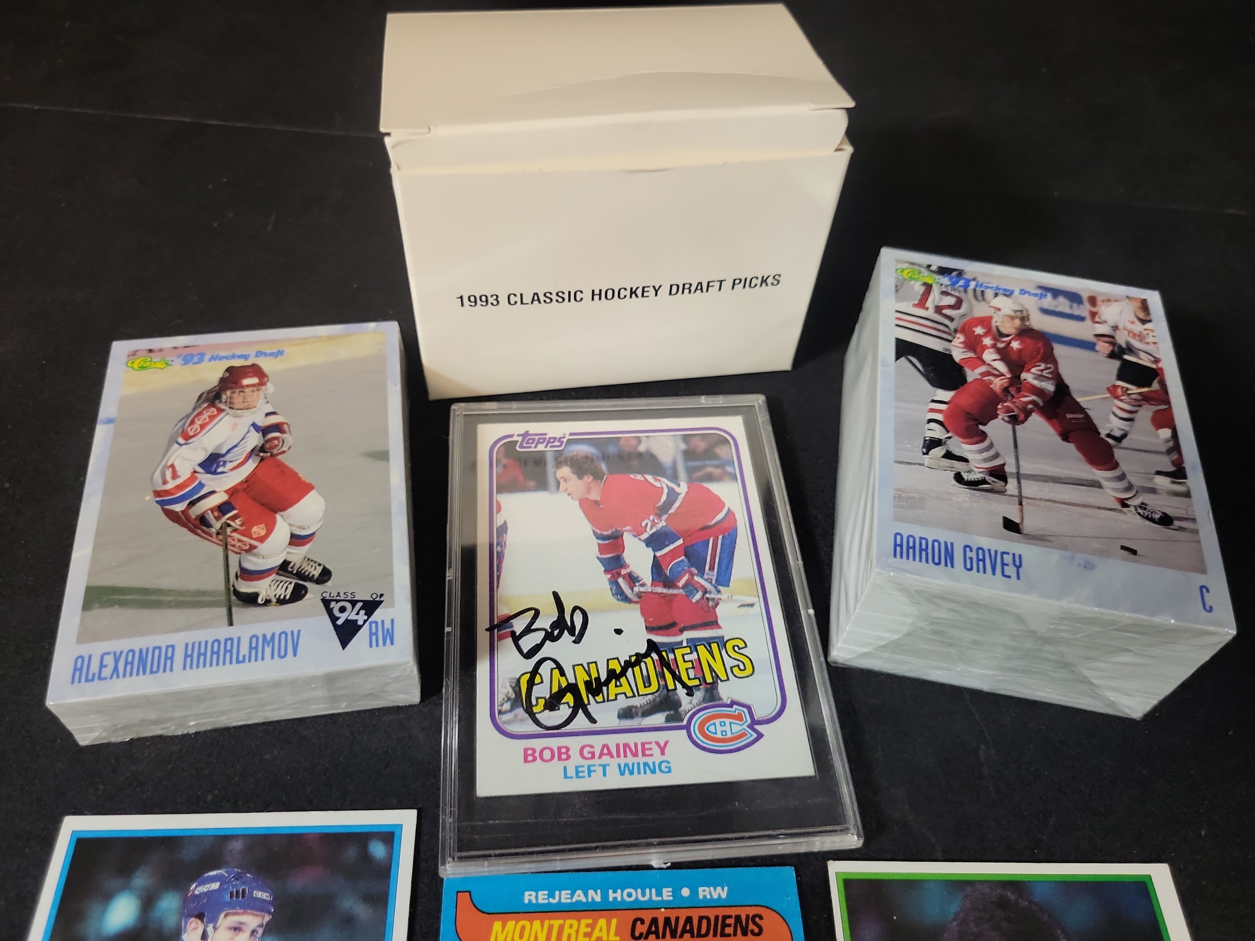 I03084 | A Group of Eight Vintage Autographed Topps Hockey Cards and One 1993 Classic Hockey Draft Picks Boxed Set