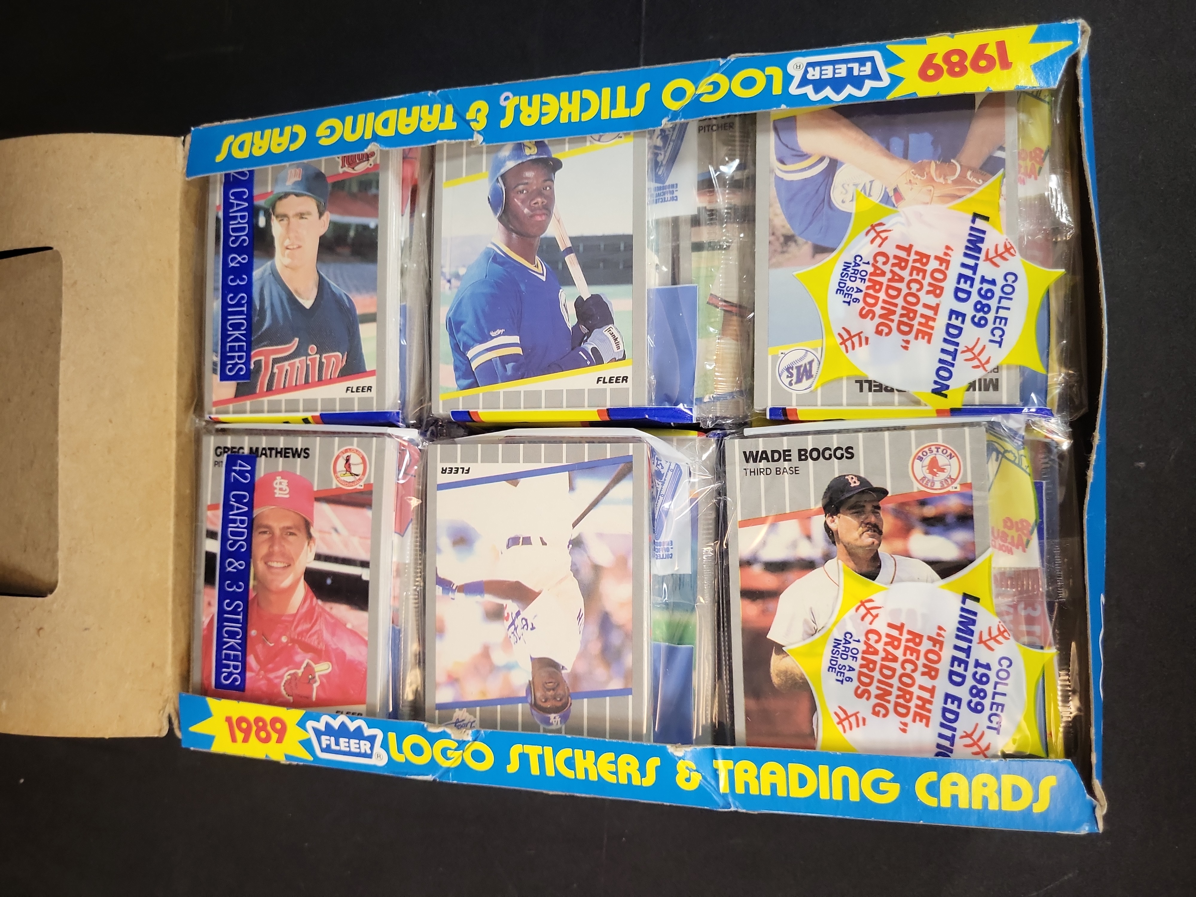 I03247 | 1989 Fleer Baseball Logo Stickers and Trading Cards Cello Box of 24 Packs with Visible Ken Griffey Jr. Rookie Card
