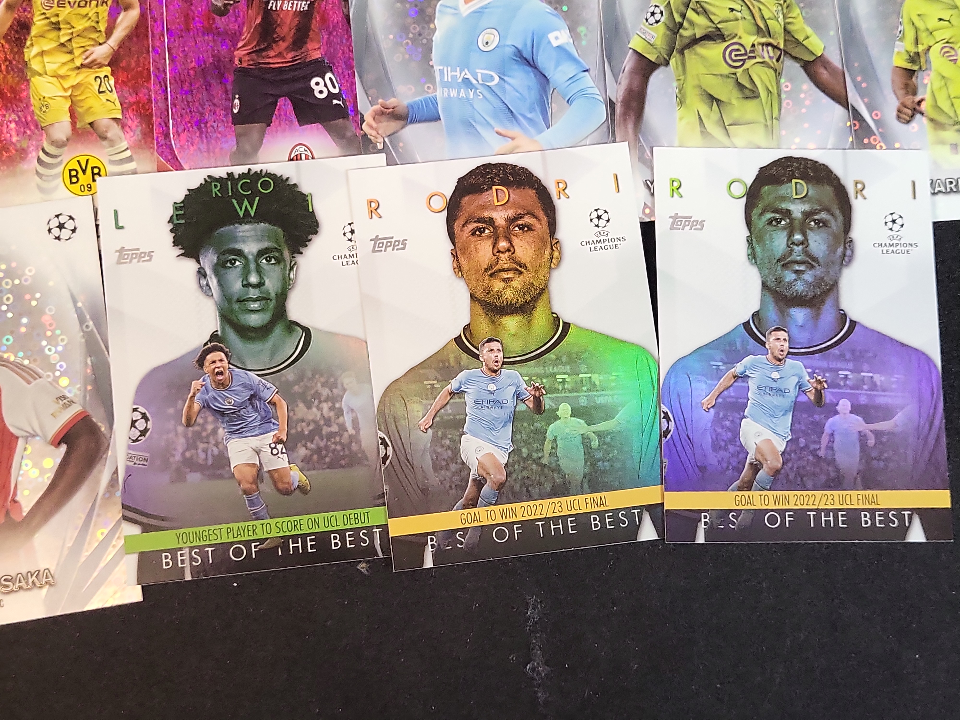 I03656 | A Collection of 20 2023-24 Topps UEFA Club Competitions Soccer Trading Cards