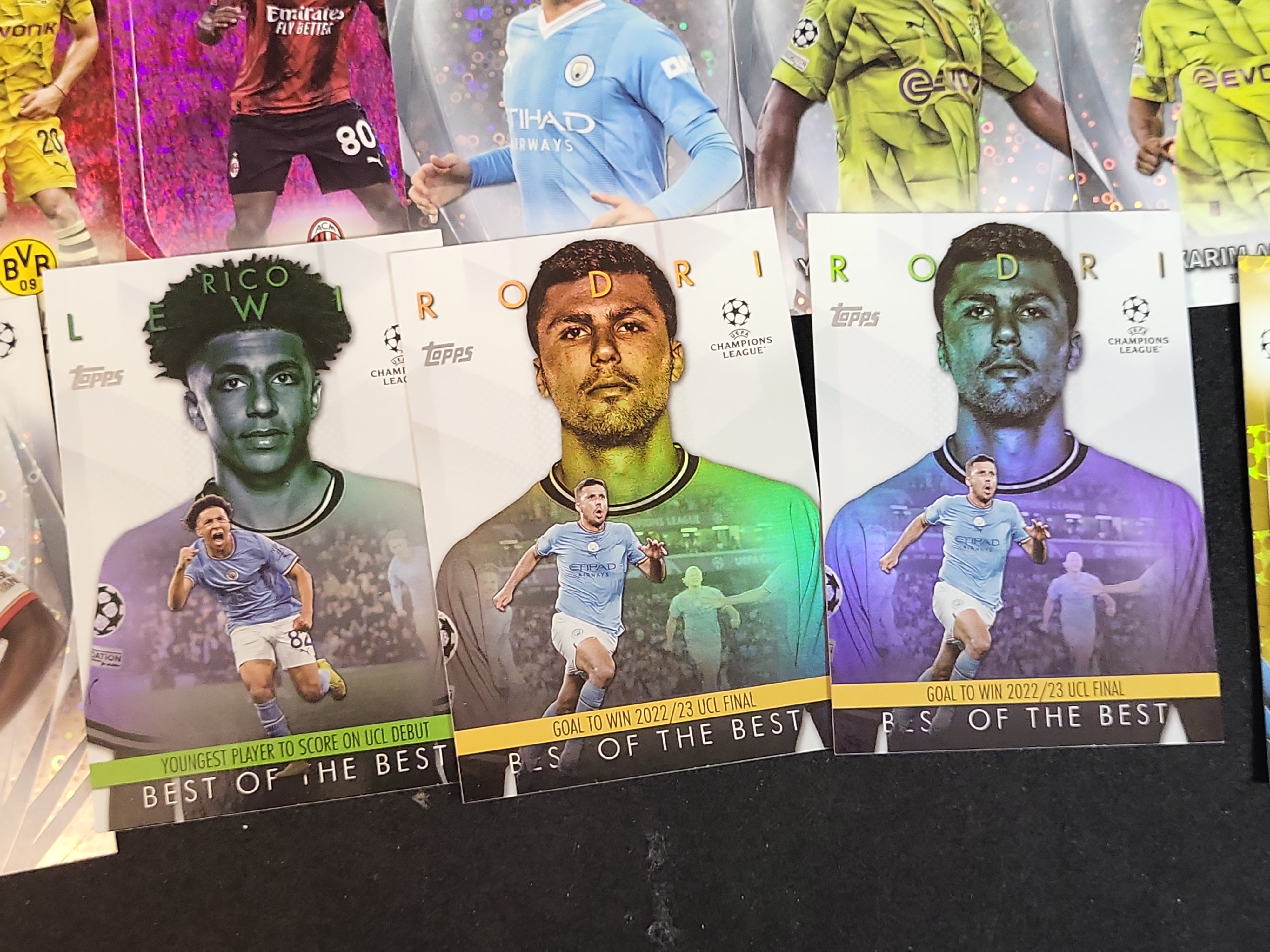 I03656 | A Collection of 20 2023-24 Topps UEFA Club Competitions Soccer Trading Cards