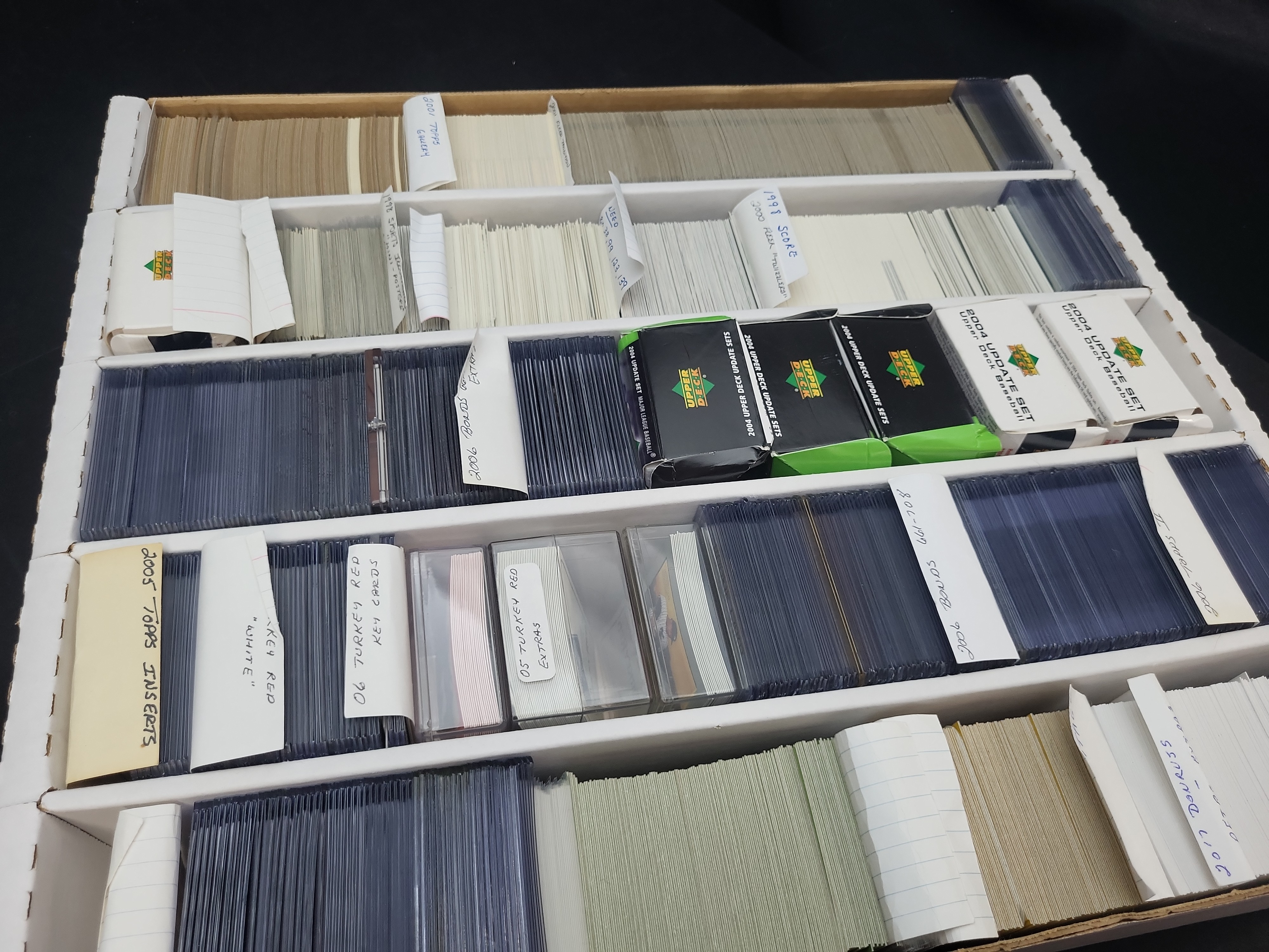 I03323 | An Assortment of Baseball Trading Cards Featuring Topps, Upper Deck, and Score, Late 1990s to 2017