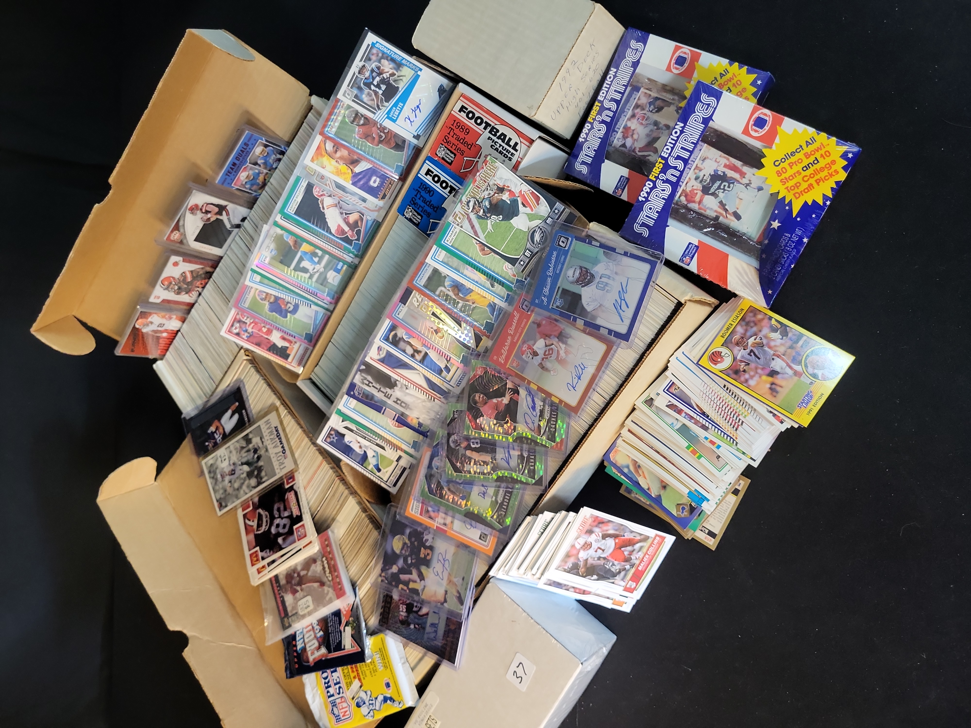I01079 | 1989-2024 Football Trading Card Collection, Panini Autographs, Relics, Sealed Sets