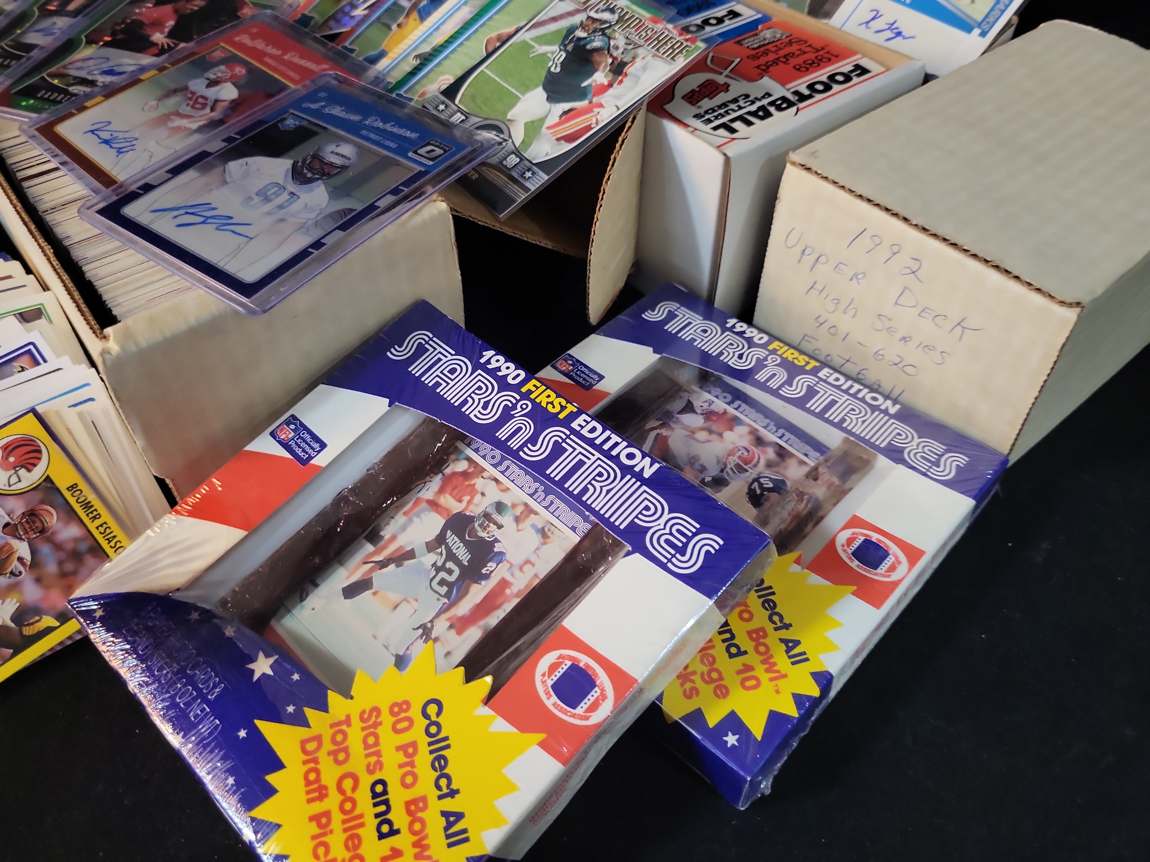 I01079 | 1989-2024 Football Trading Card Collection, Panini Autographs, Relics, Sealed Sets
