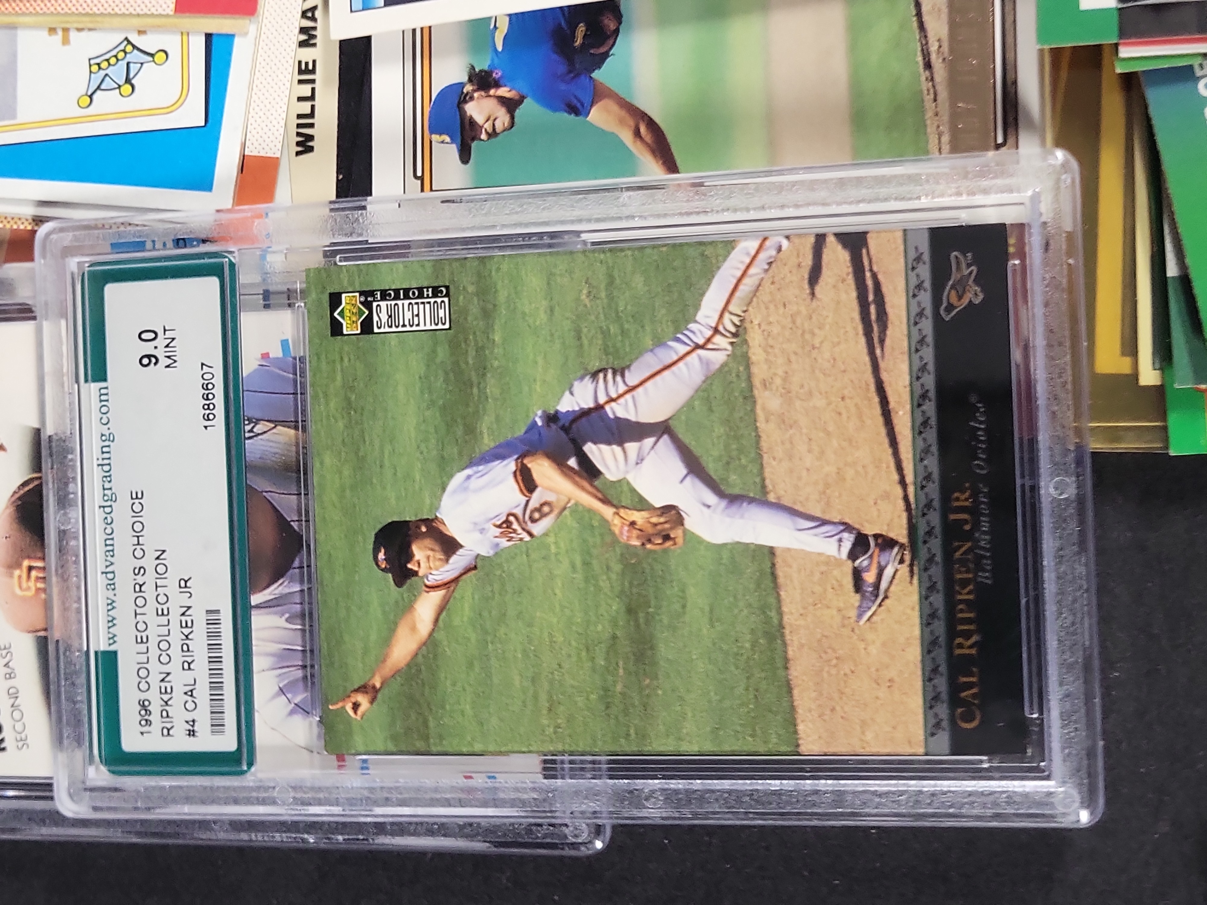 I03825 | A Collection of Late 20th-Century Baseball Trading Cards Including 1993 Upper Deck Derek Jeter Rookie Card