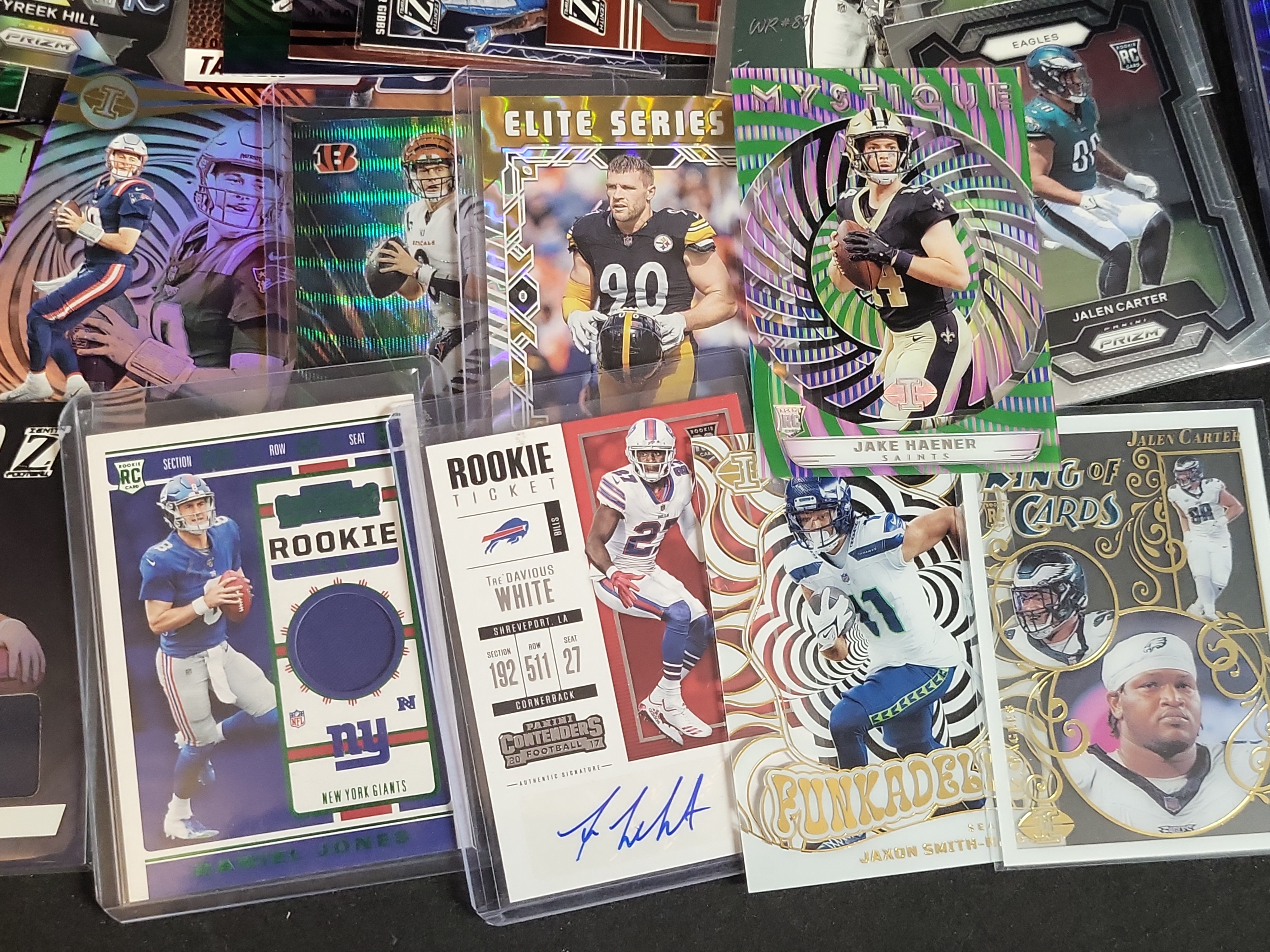 I03890 | A Collection of Modern NFL Football Trading Cards including Autographs, Memorabilia, and Graded Rookie Cards