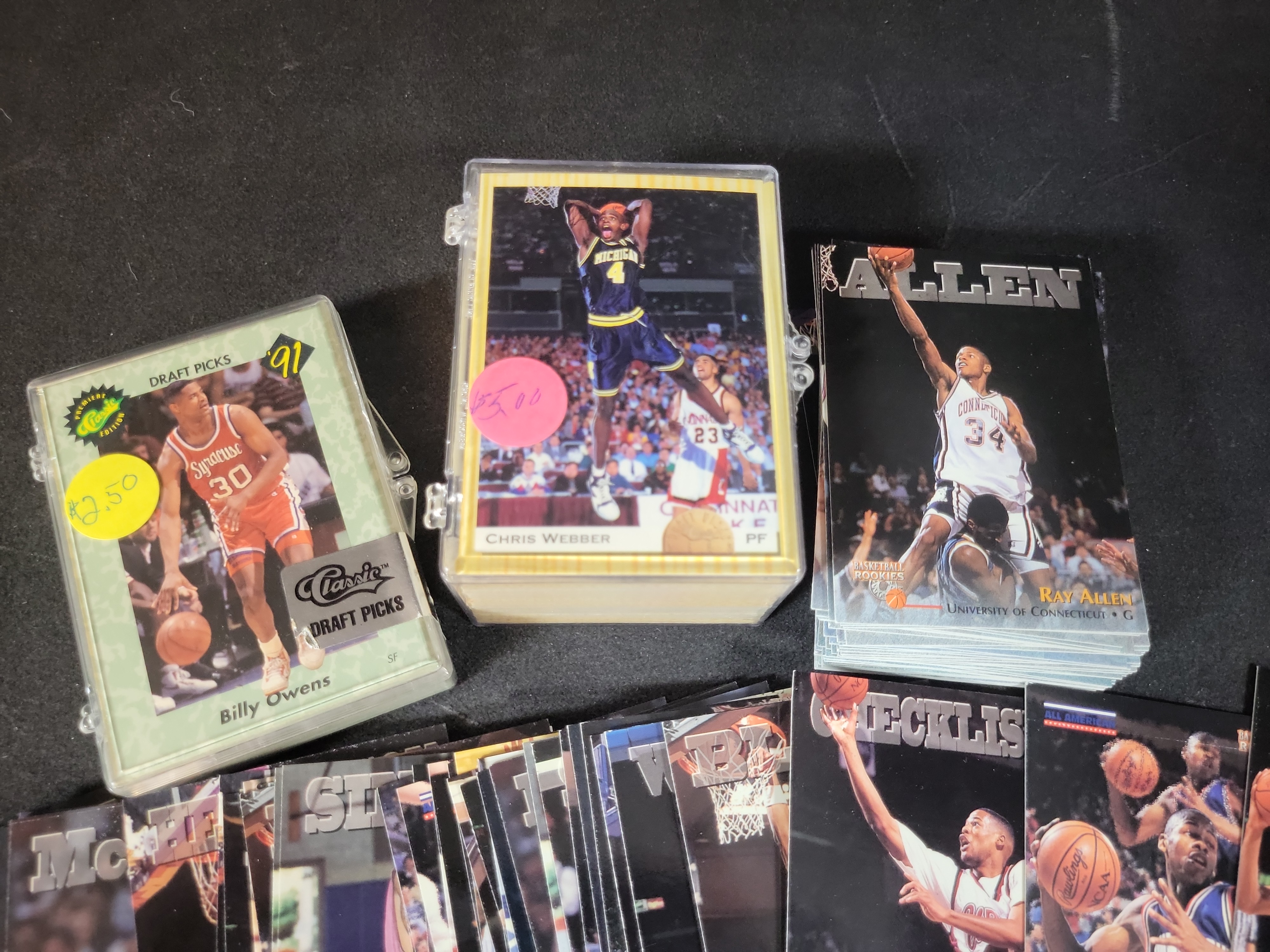 I03801 | A Collection of 1990s Basketball Trading Cards Including 1996 Score Board Rookies
