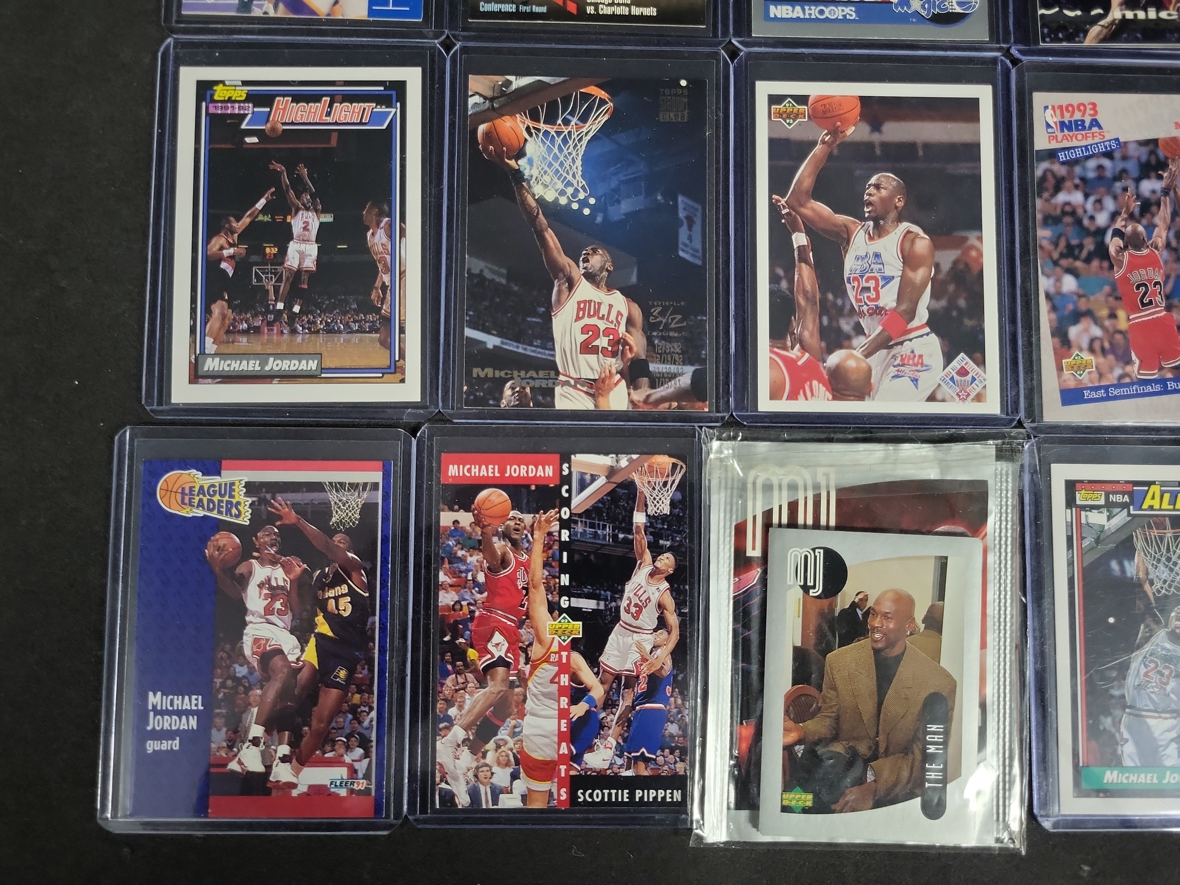 I03816 | A Collection of Vintage Michael Jordan Chicago Bulls Basketball Trading Cards