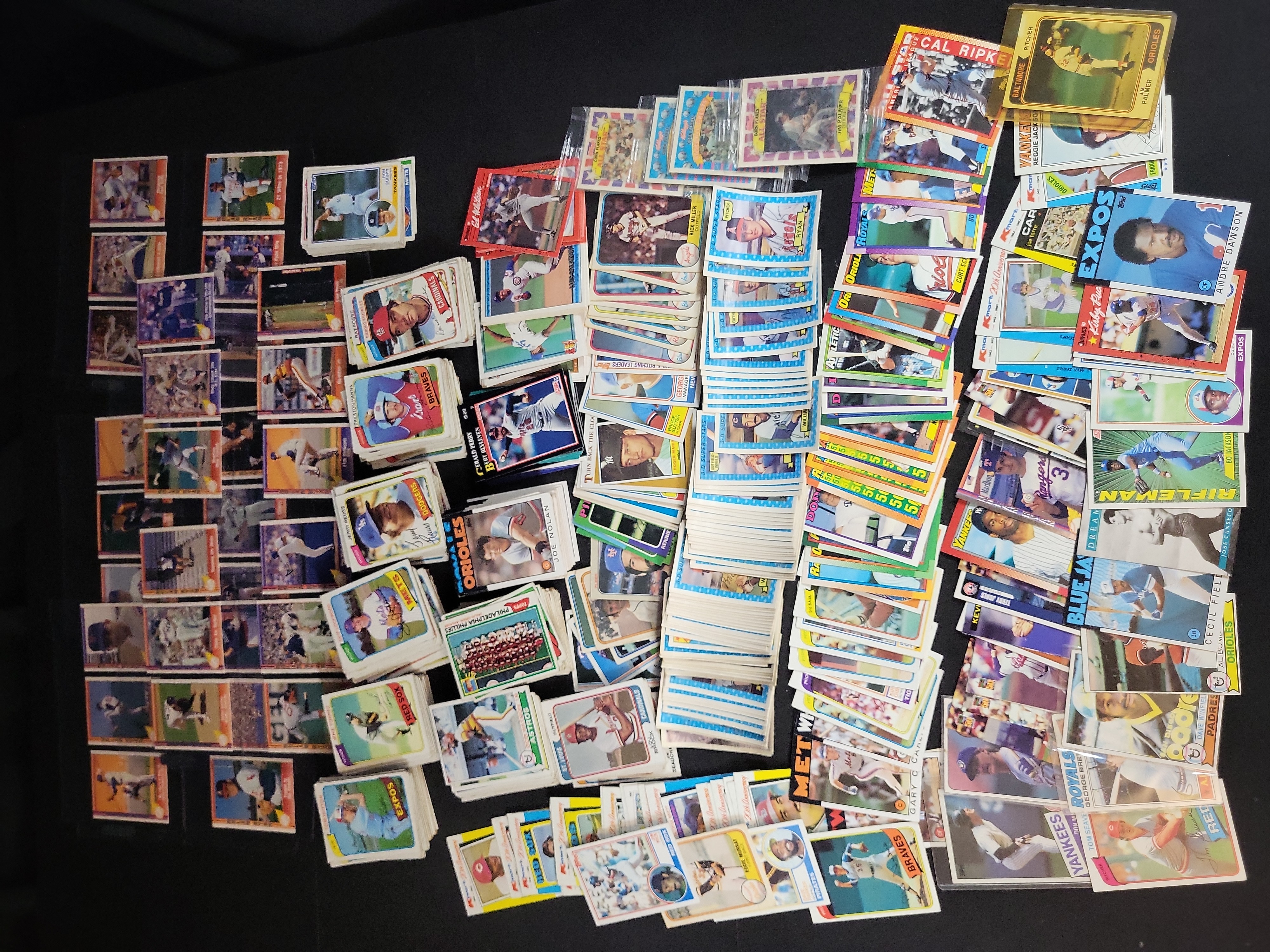 I03886 | A Collection of Assorted MLB Baseball Cards from 1974-1991 Featuring Nolan Ryan and Hall of Famers