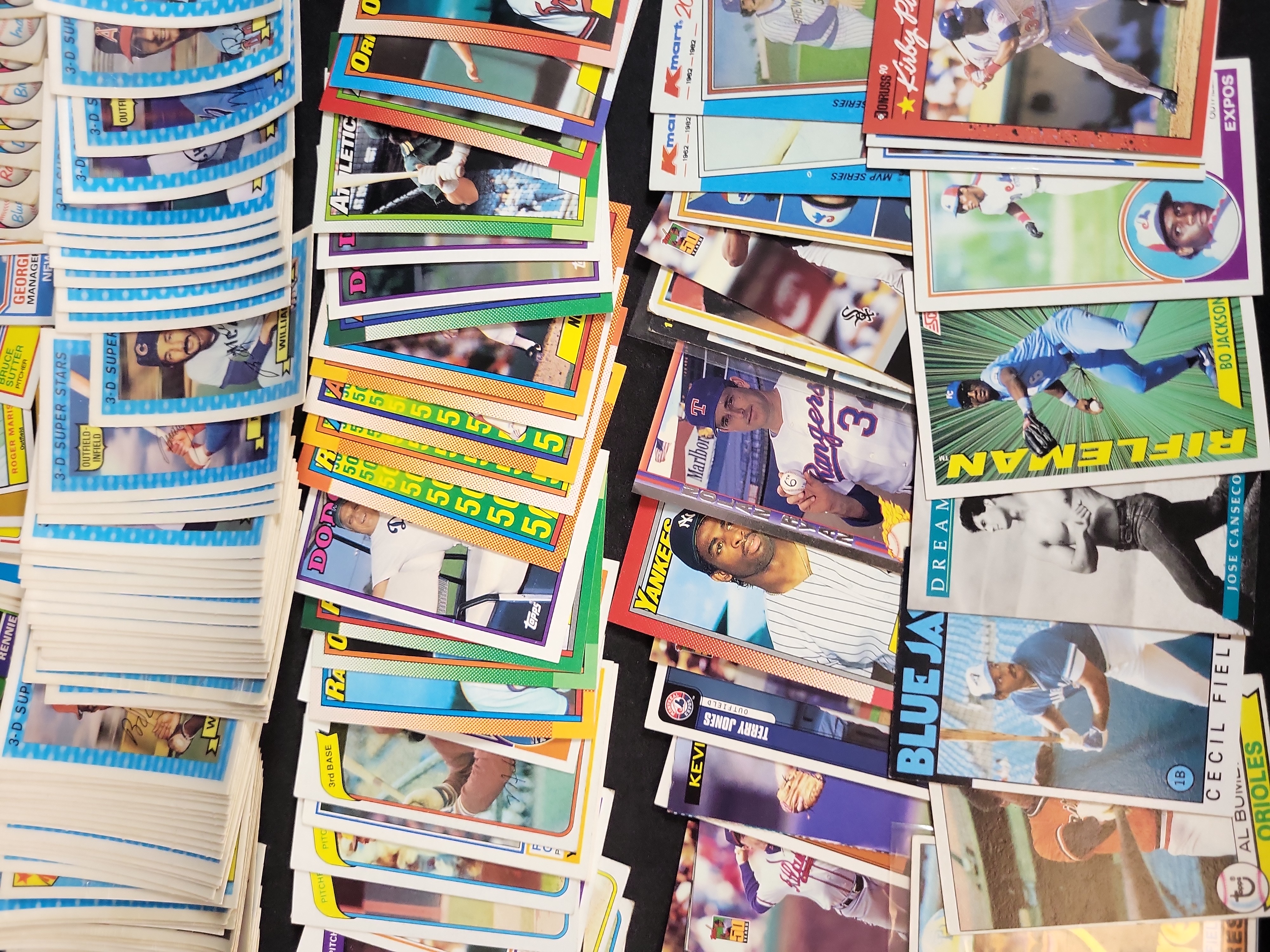I03886 | A Collection of Assorted MLB Baseball Cards from 1974-1991 Featuring Nolan Ryan and Hall of Famers