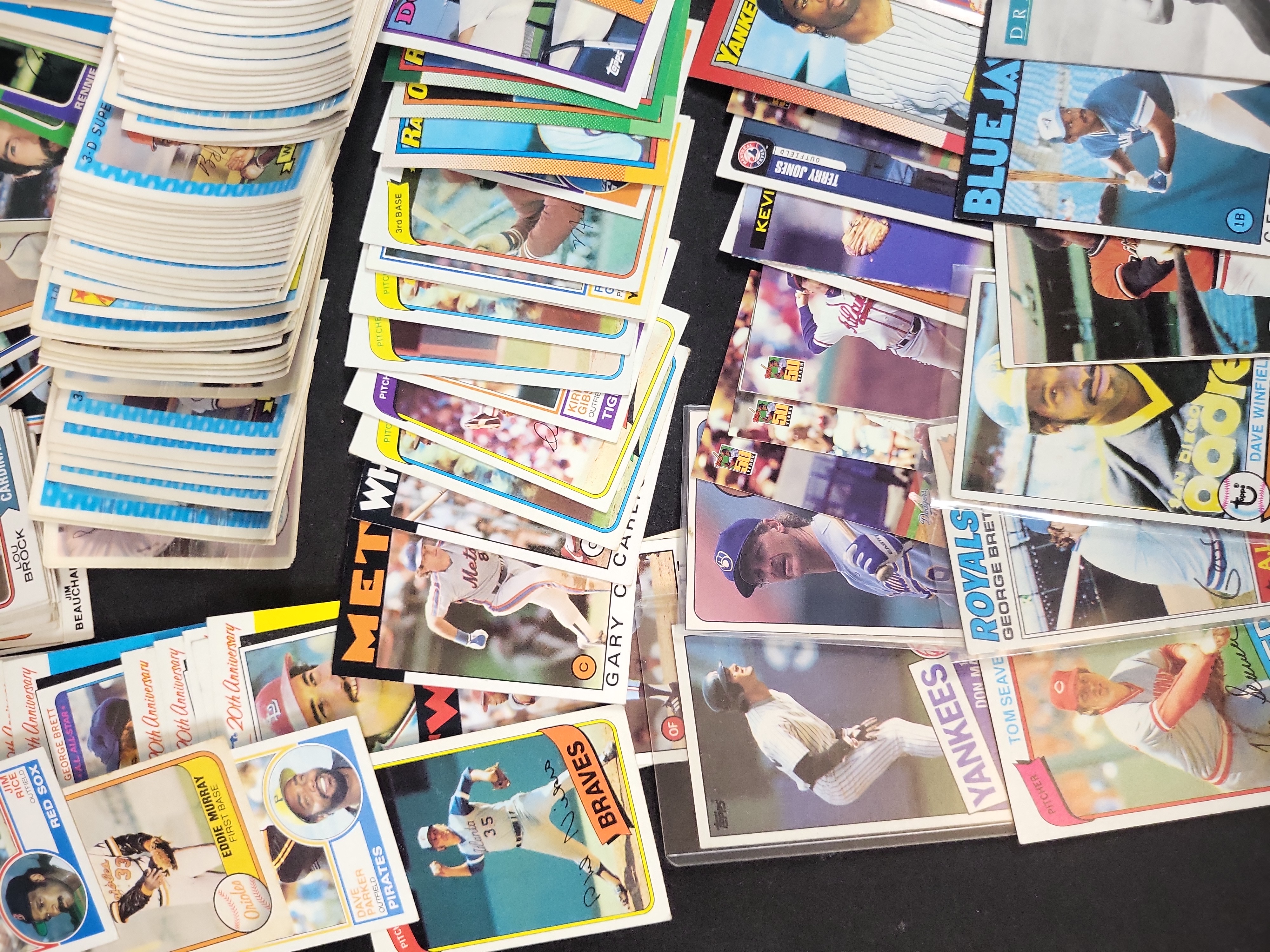 I03886 | A Collection of Assorted MLB Baseball Cards from 1974-1991 Featuring Nolan Ryan and Hall of Famers