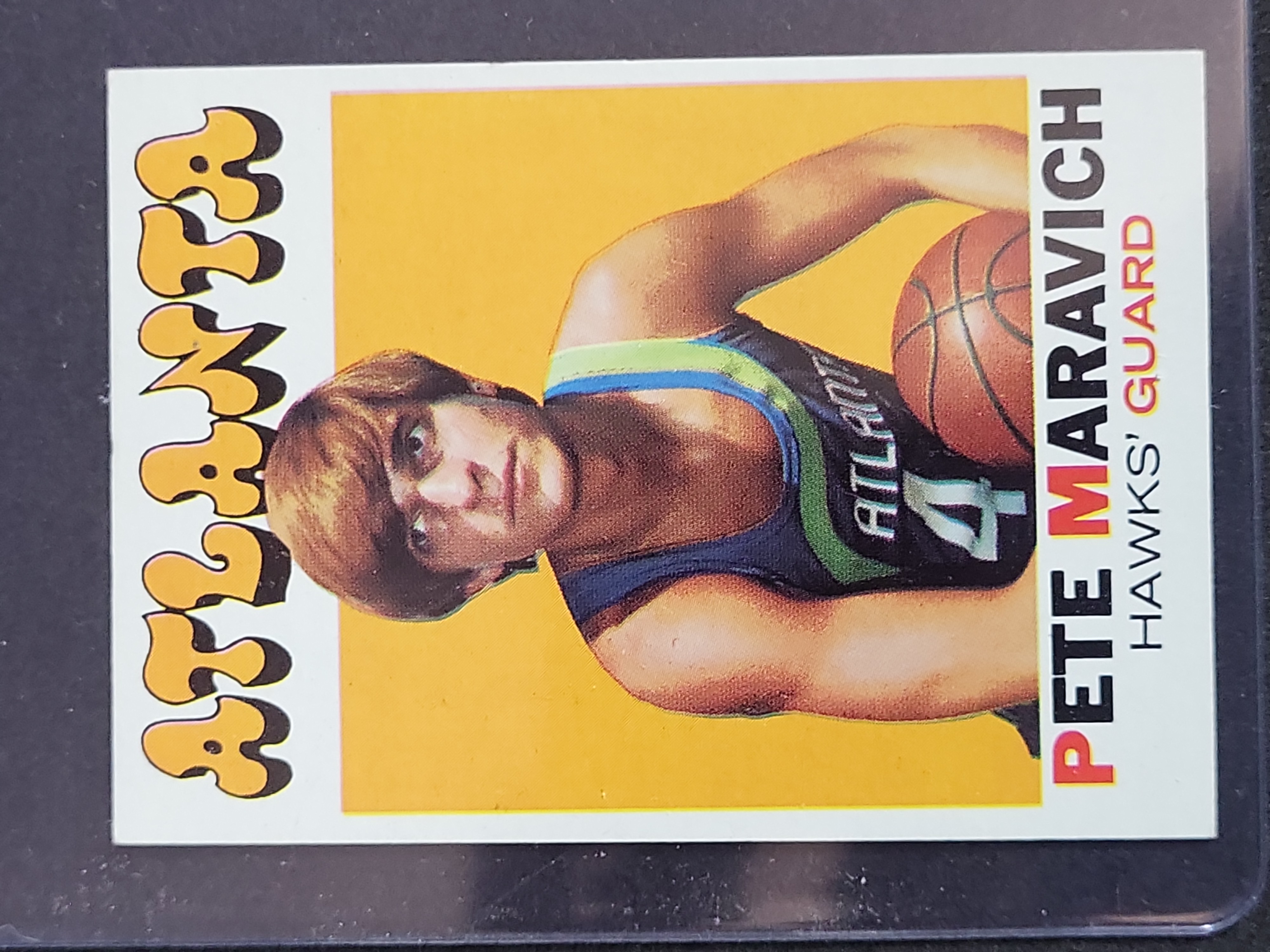 I03885 | 1971-72 Topps Pete Maravich #55 Atlanta Hawks Basketball Card