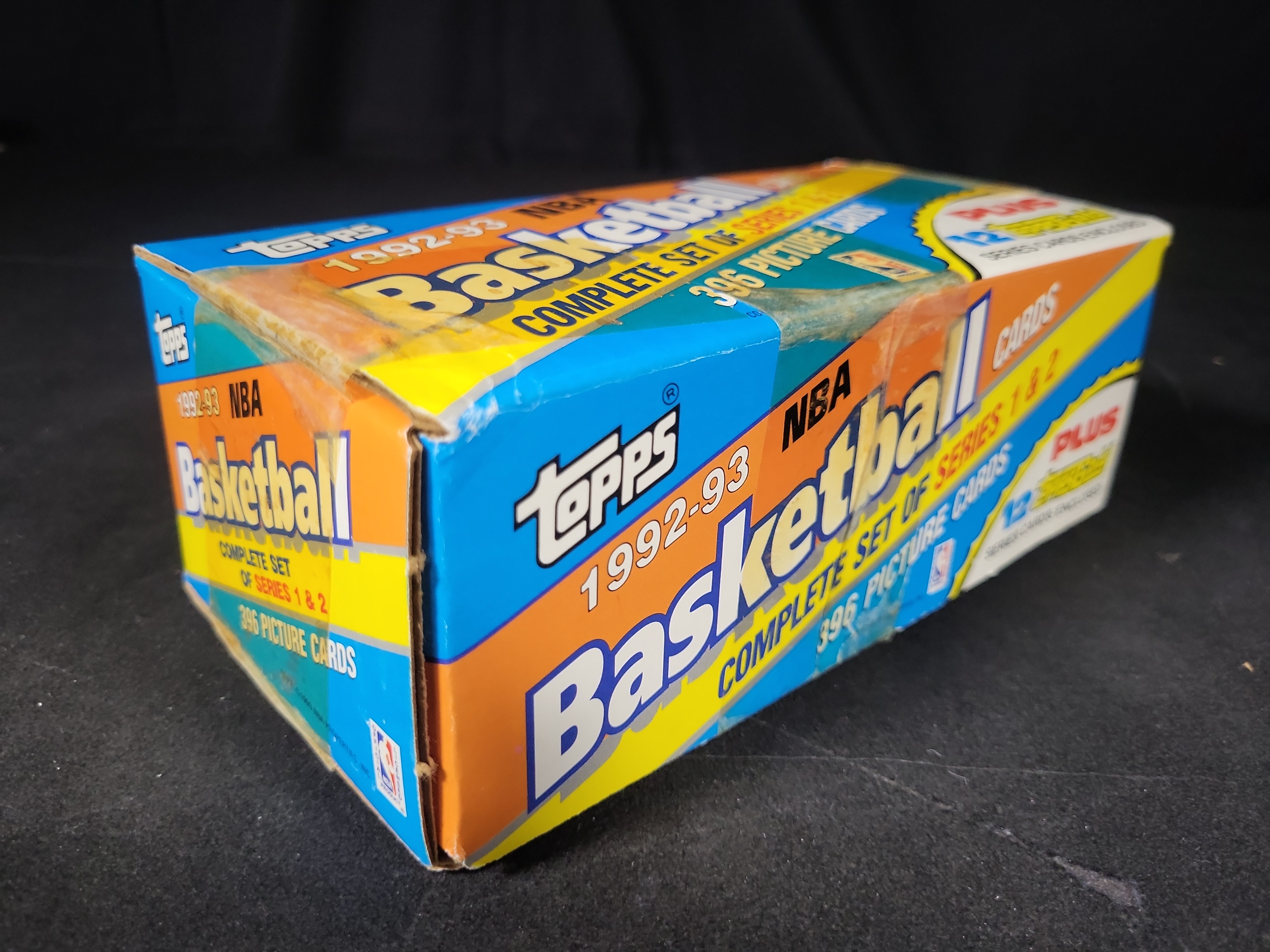 I03806 | 1992-93 Topps NBA Basketball Complete Factory Set Series 1 and 2