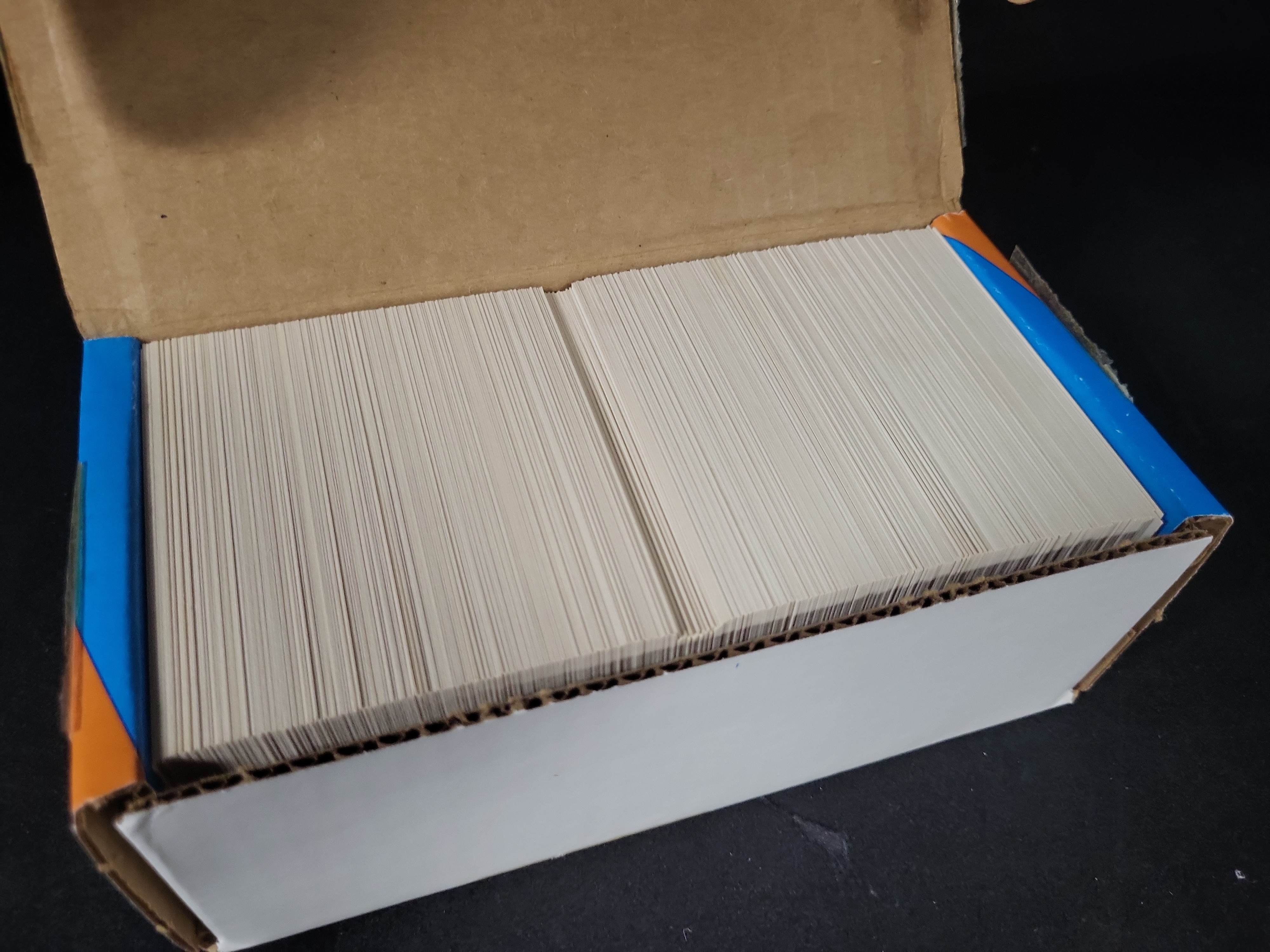 I03806 | 1992-93 Topps NBA Basketball Complete Factory Set Series 1 and 2