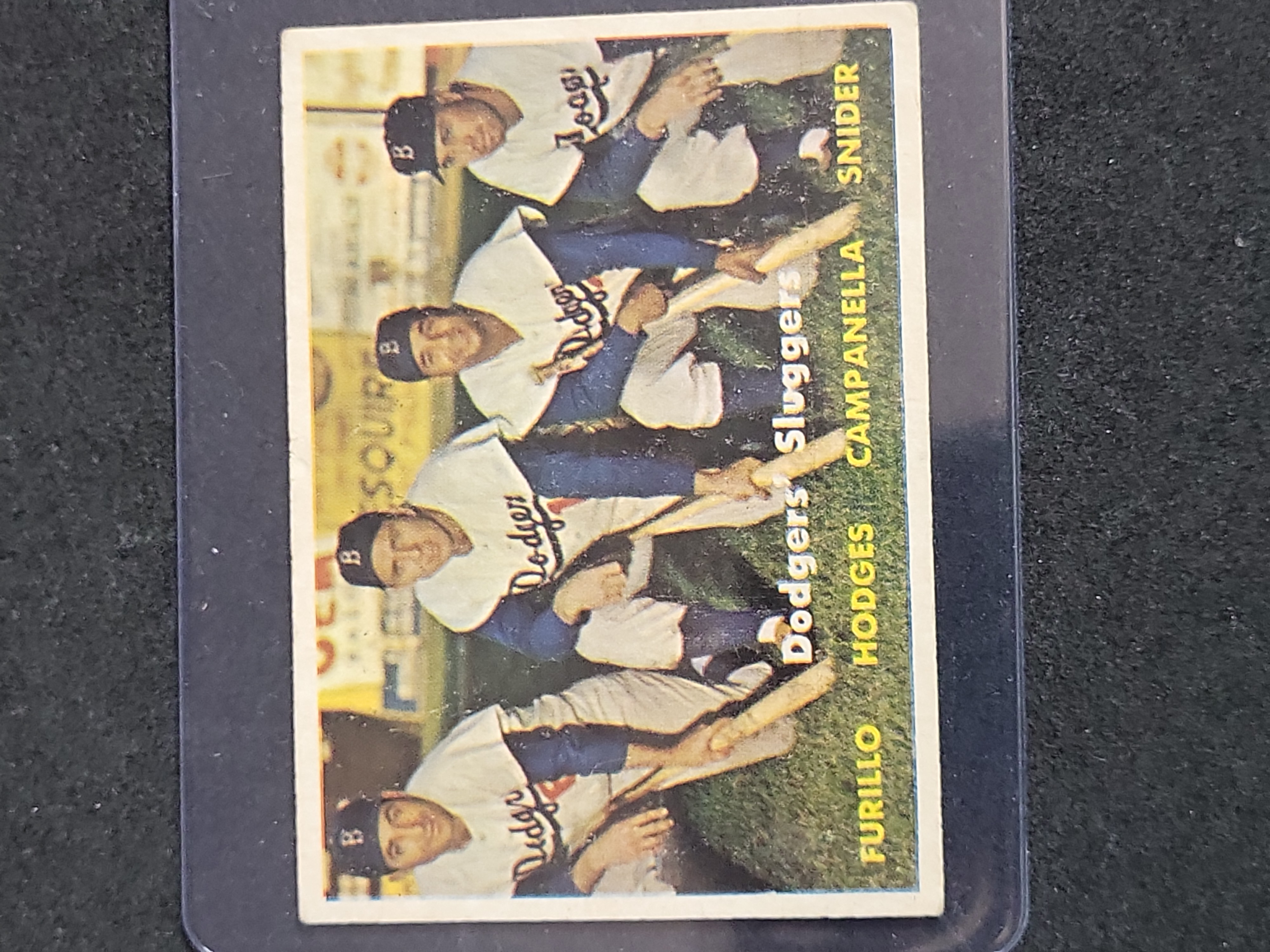 I03876 | 1957 Topps Dodgers' Sluggers Baseball Card #400