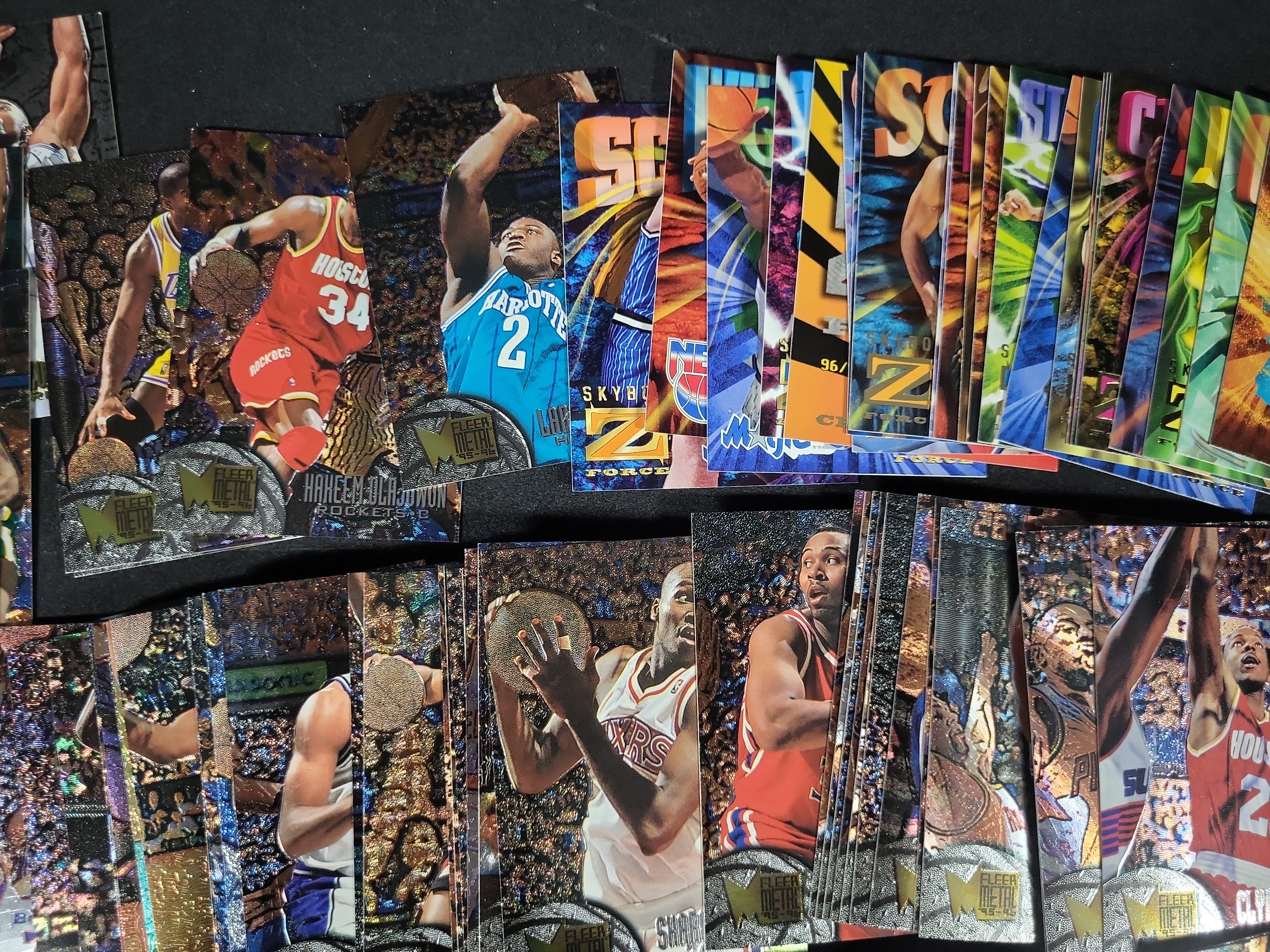 I03803 | A Collection of 1995-96 Fleer Metal and Skybox Z-Force NBA Basketball Cards