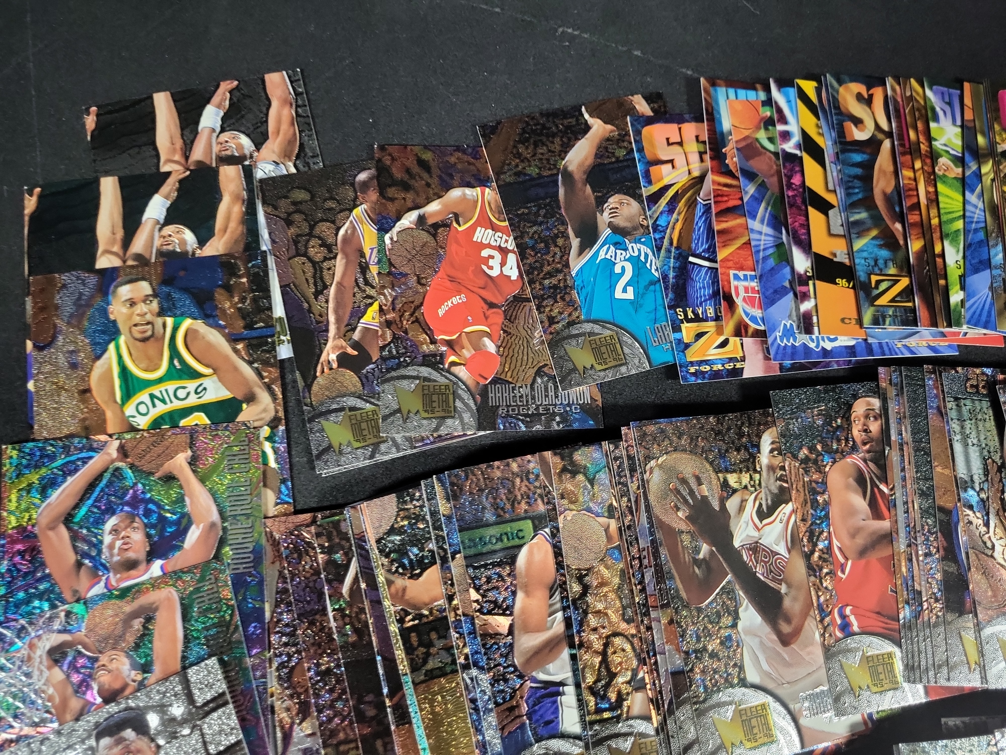 I03803 | A Collection of 1995-96 Fleer Metal and Skybox Z-Force NBA Basketball Cards