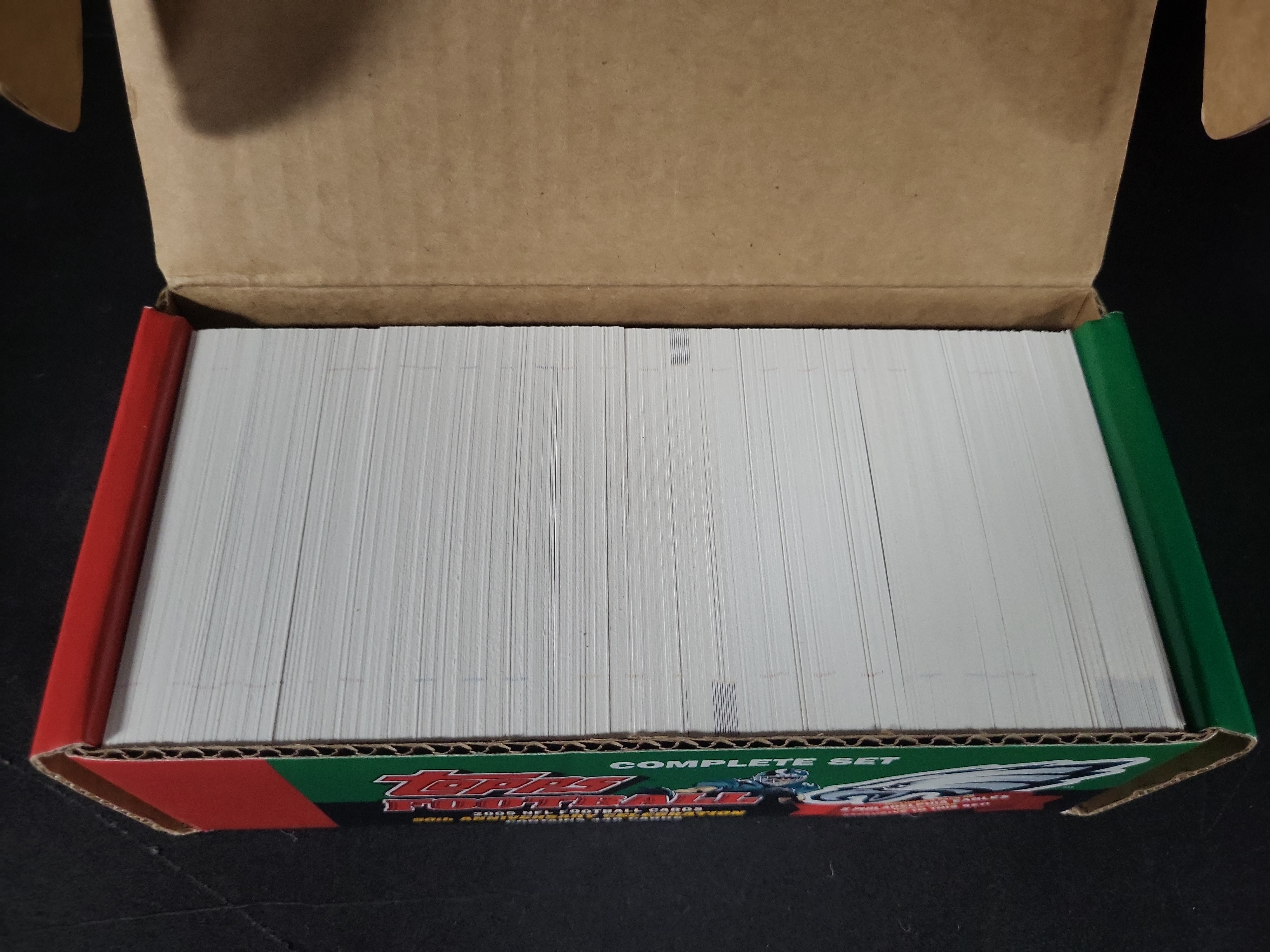 I03827 | 2005 Topps Football Complete Factory Set Philadelphia Eagles Edition