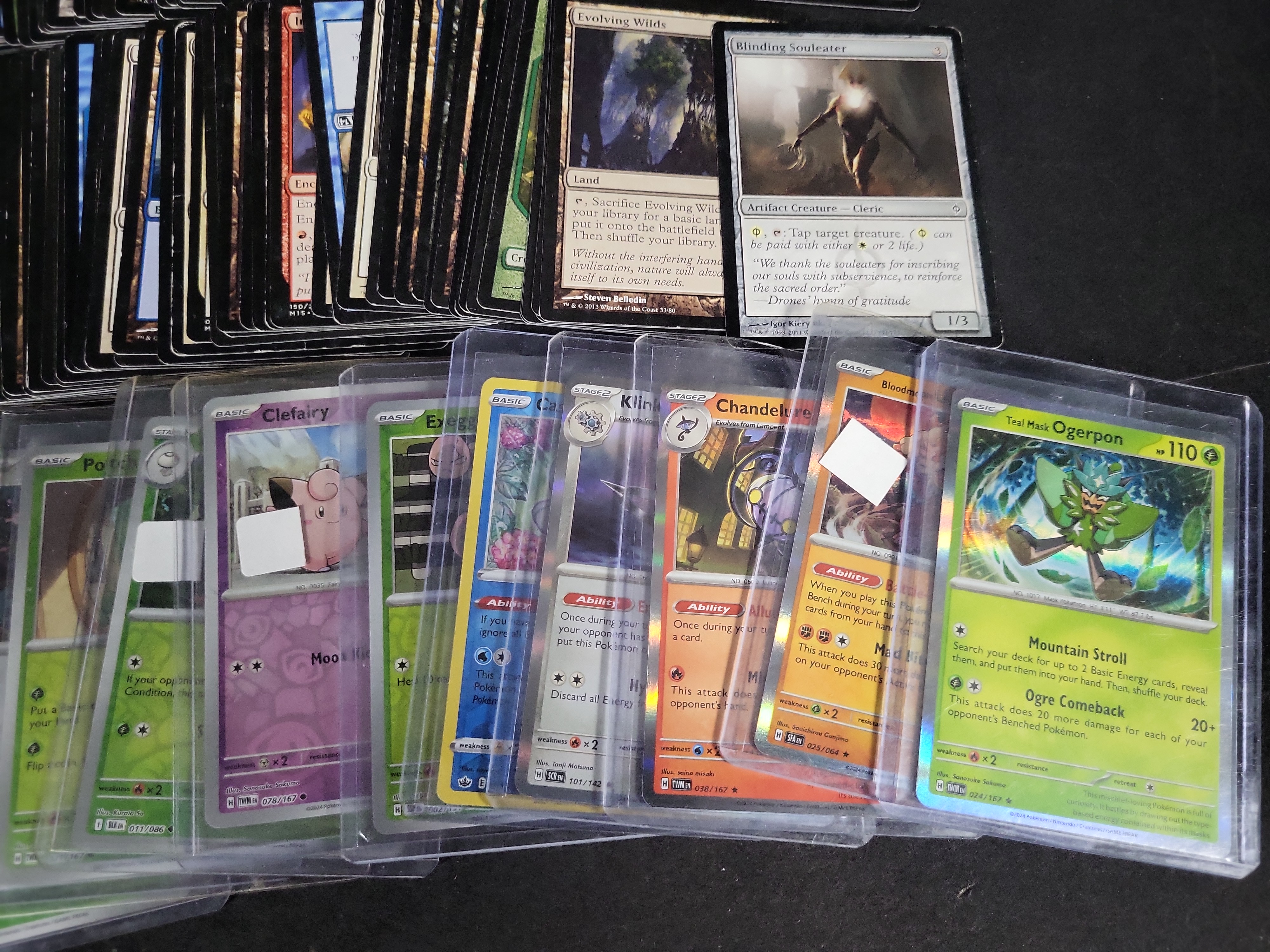 I03844 | A Collection of Magic: The Gathering and Pokémon Trading Card Game Cards