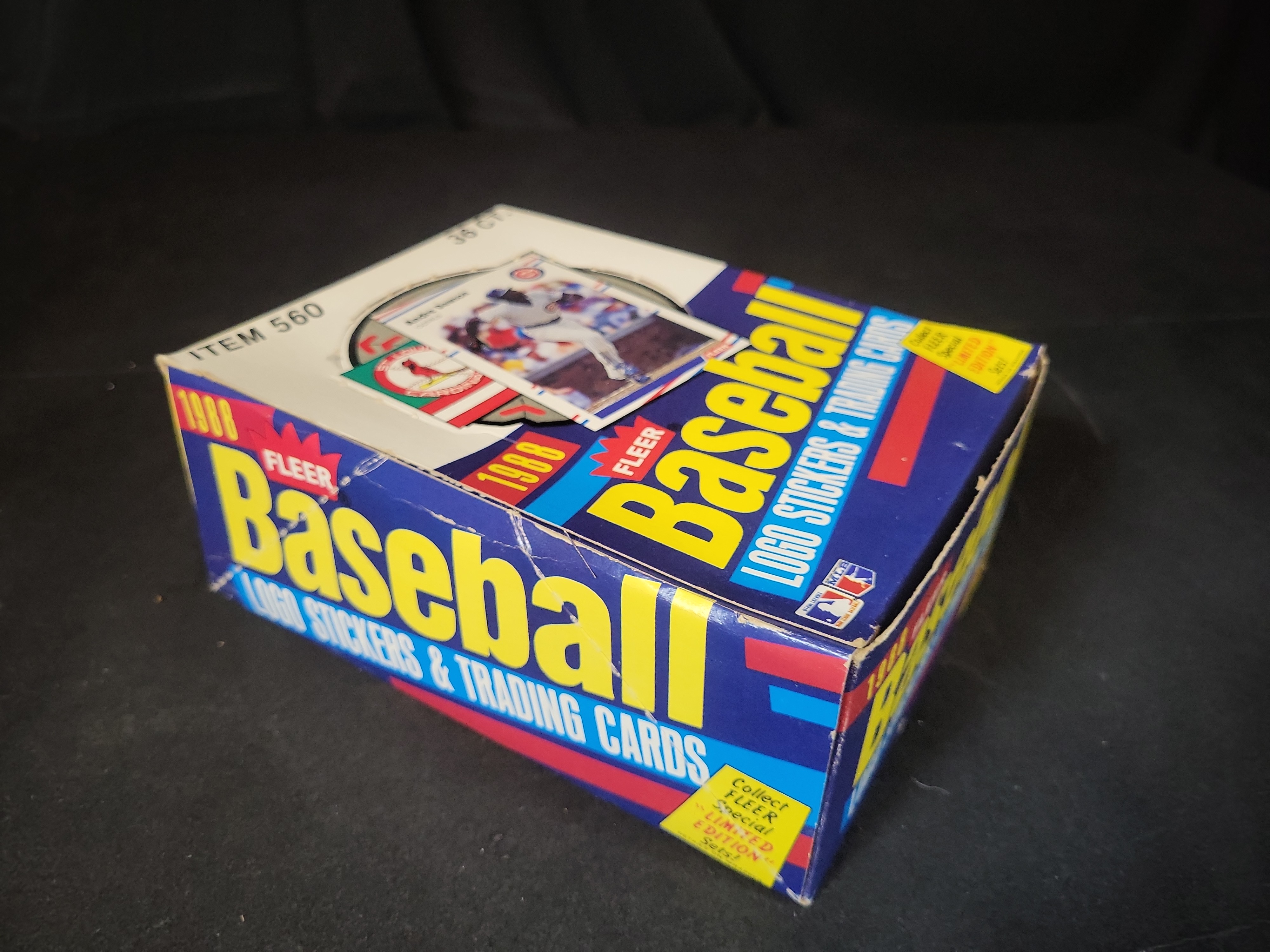 I03244 | A Collection of 1988 Fleer Baseball Unopened Wax Packs in Display Box