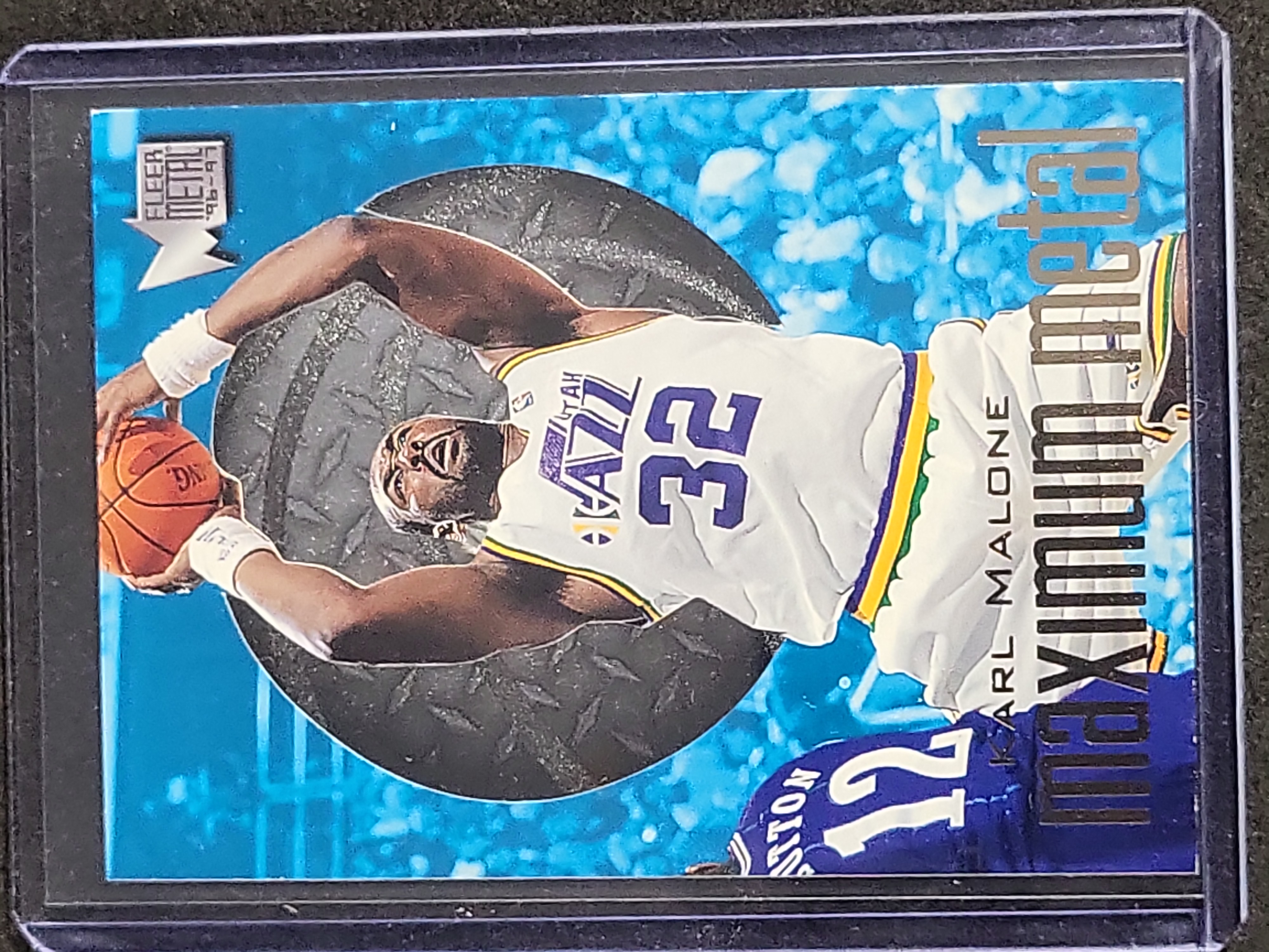 I03815 | 1996-97 Fleer Metal Maximum Metal Karl Malone Basketball Trading Card Insert No. 6 of 10