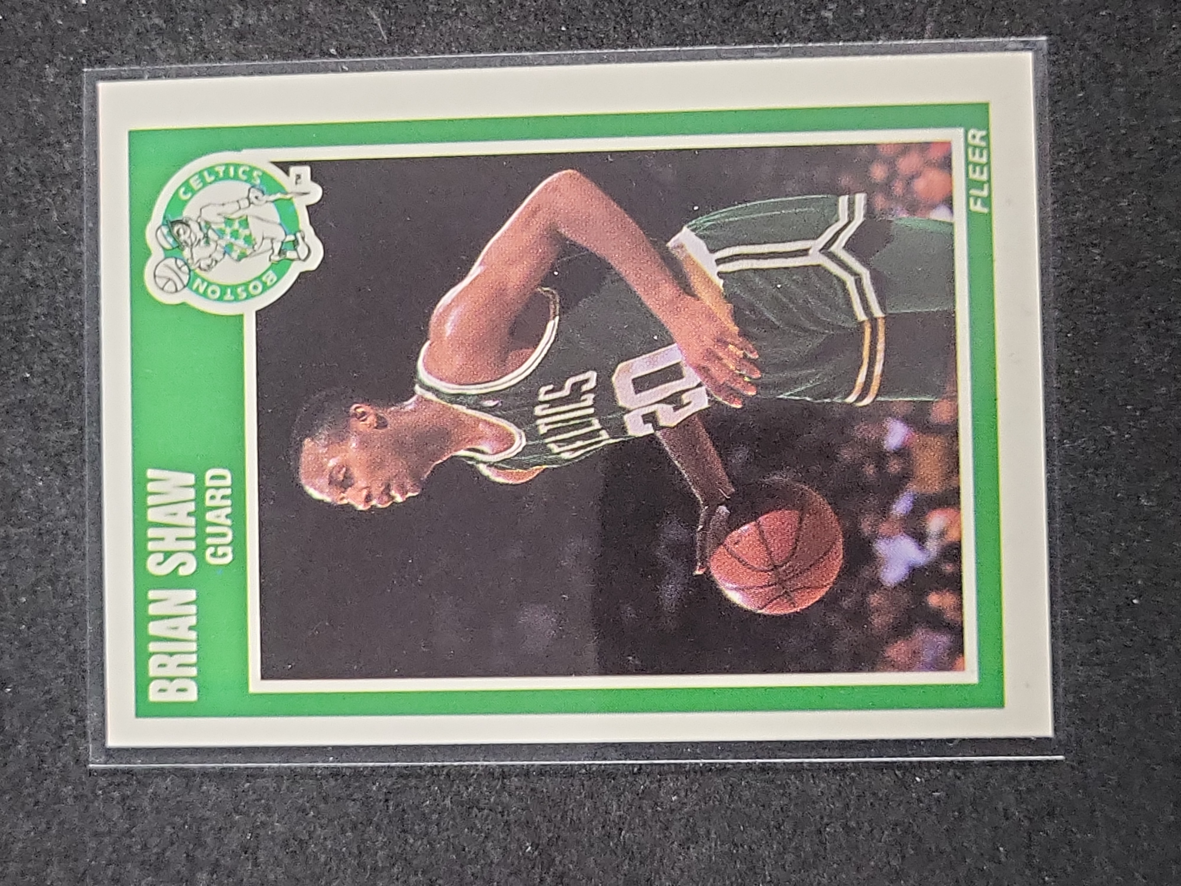 I03160 | 1989-90 Fleer Brian Shaw Rookie Card #14 Boston Celtics