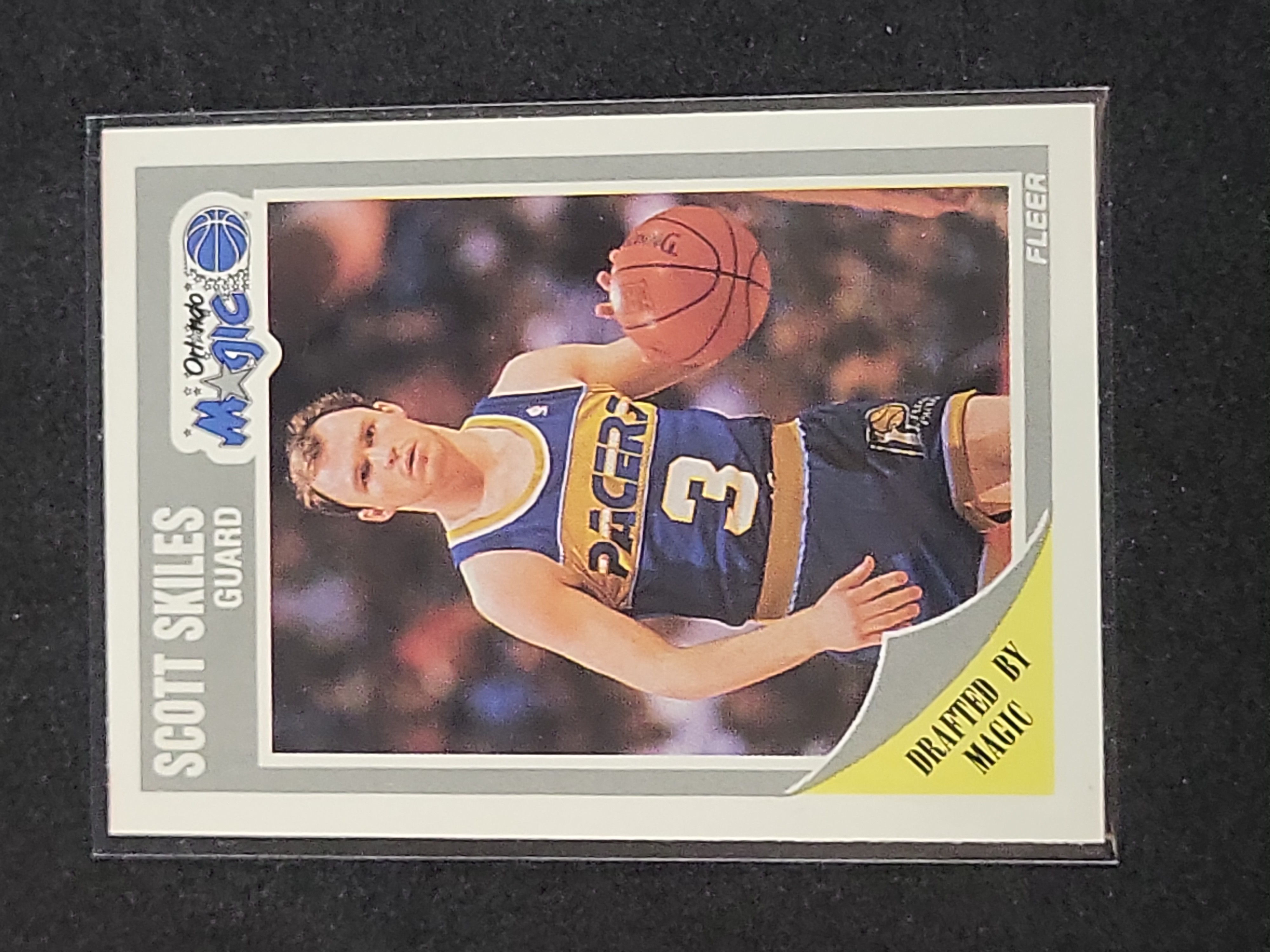 I03161 | 1989-90 Fleer Scott Skiles Rookie Card #110