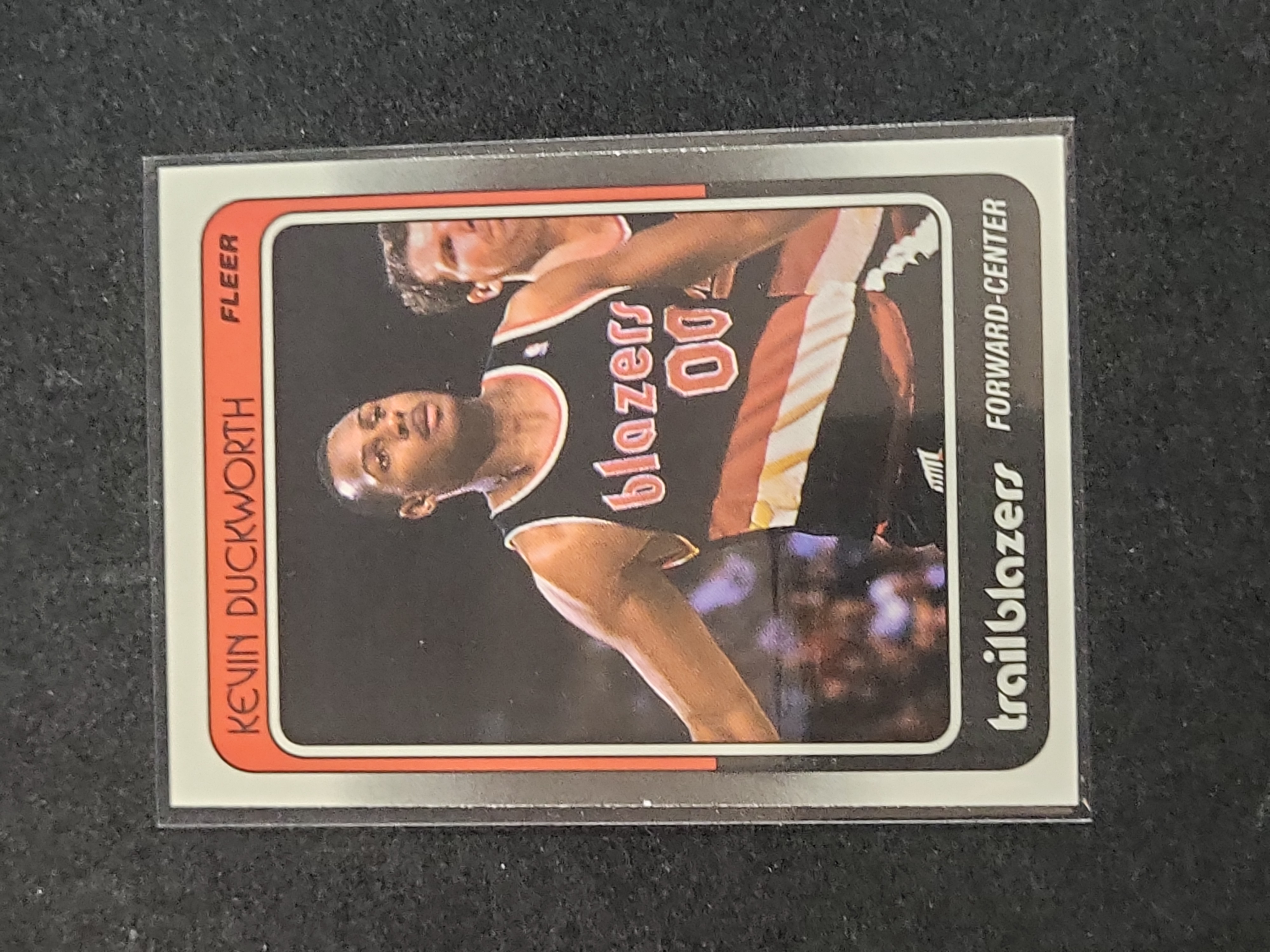 I03141 | 1988-89 Fleer Kevin Duckworth #93 Portland Trail Blazers Basketball Rookie Card