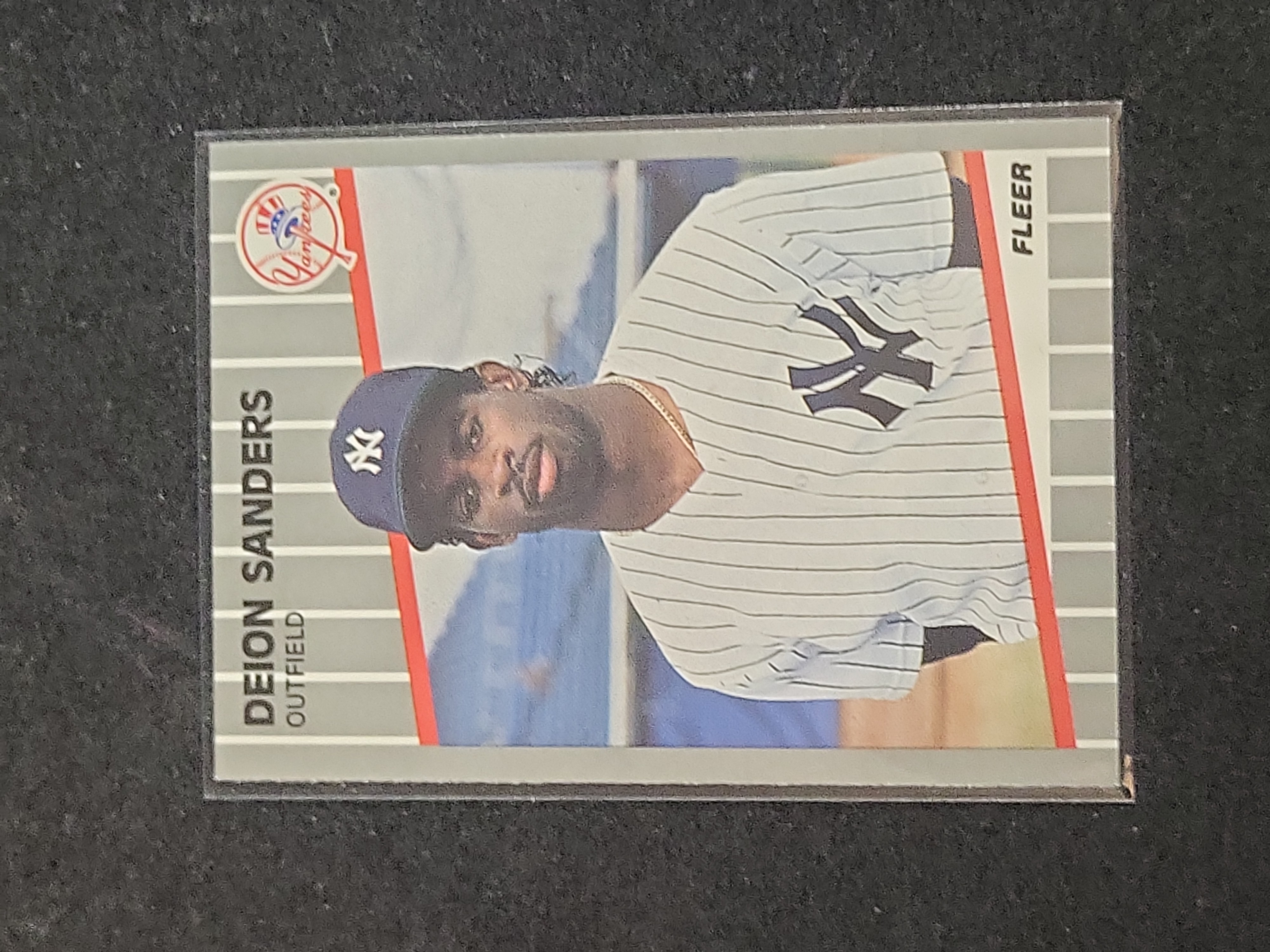 I03138 | 1989 Fleer Update Deion Sanders Rookie Card #U-53 New York Yankees