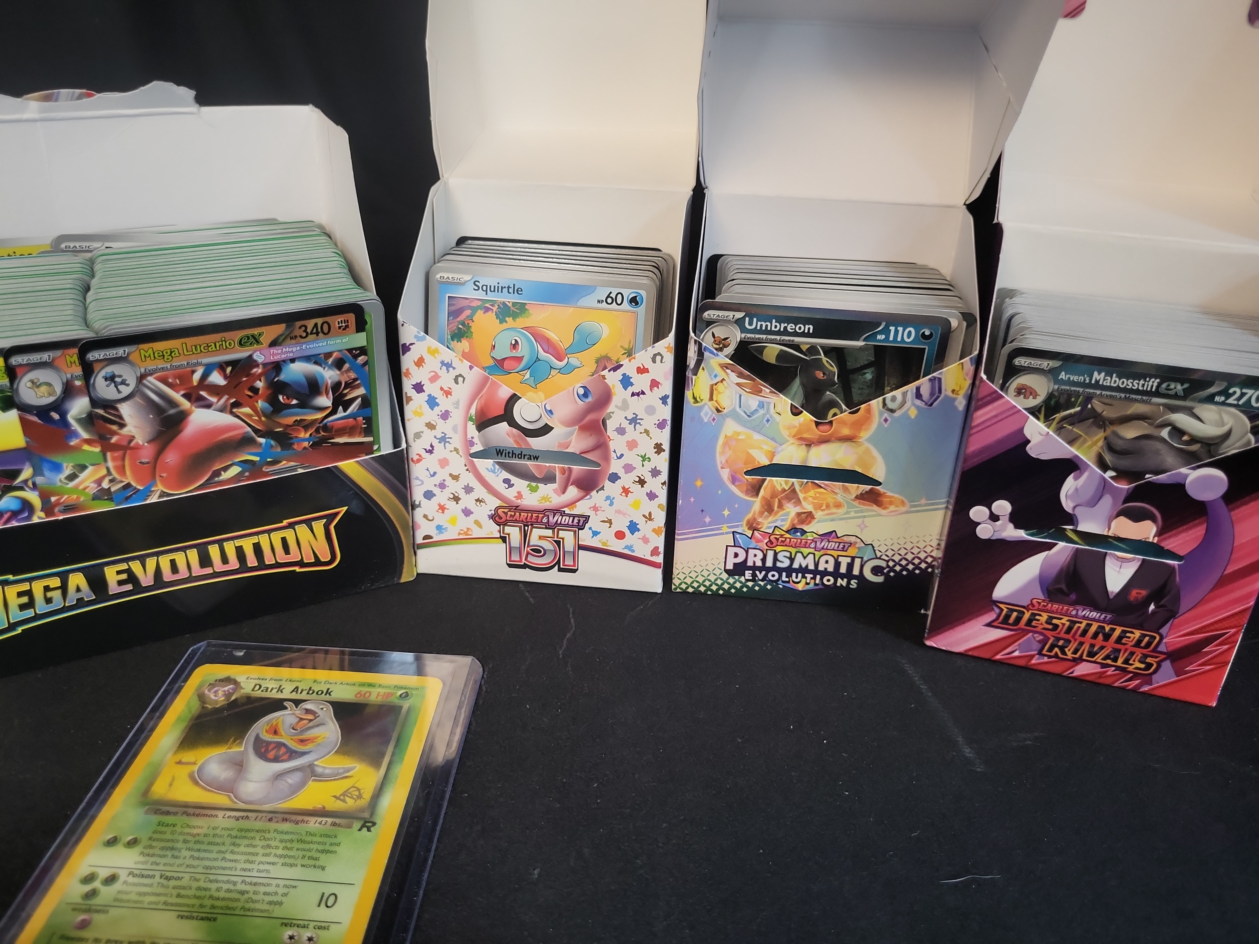I02748 | A Collection of Pokemon Trading Card Game Items Including Bulk Cards and Vintage Dark Arbok