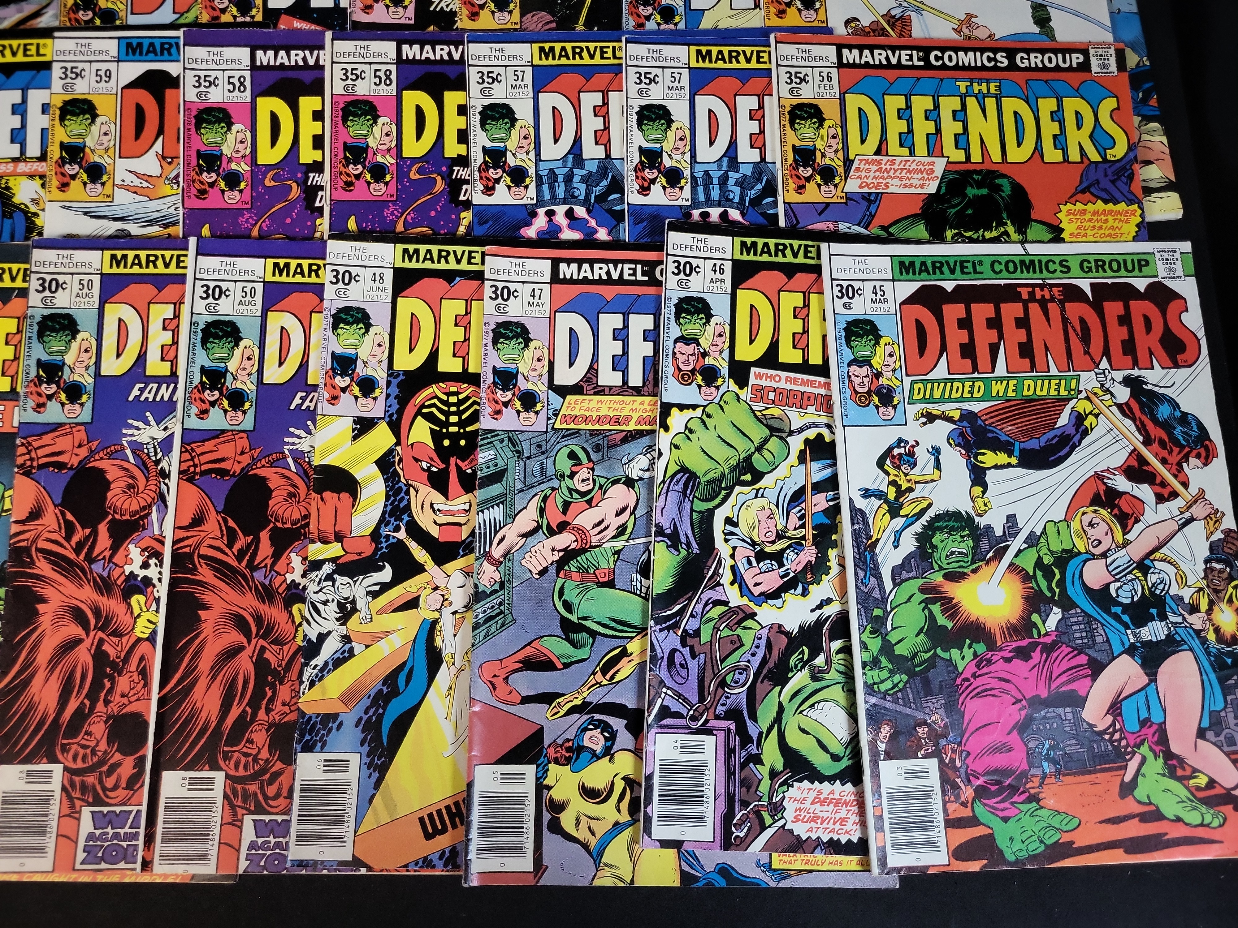 I03747 | A Collection of Marvel Comics The Defenders and The New Defenders Issues
