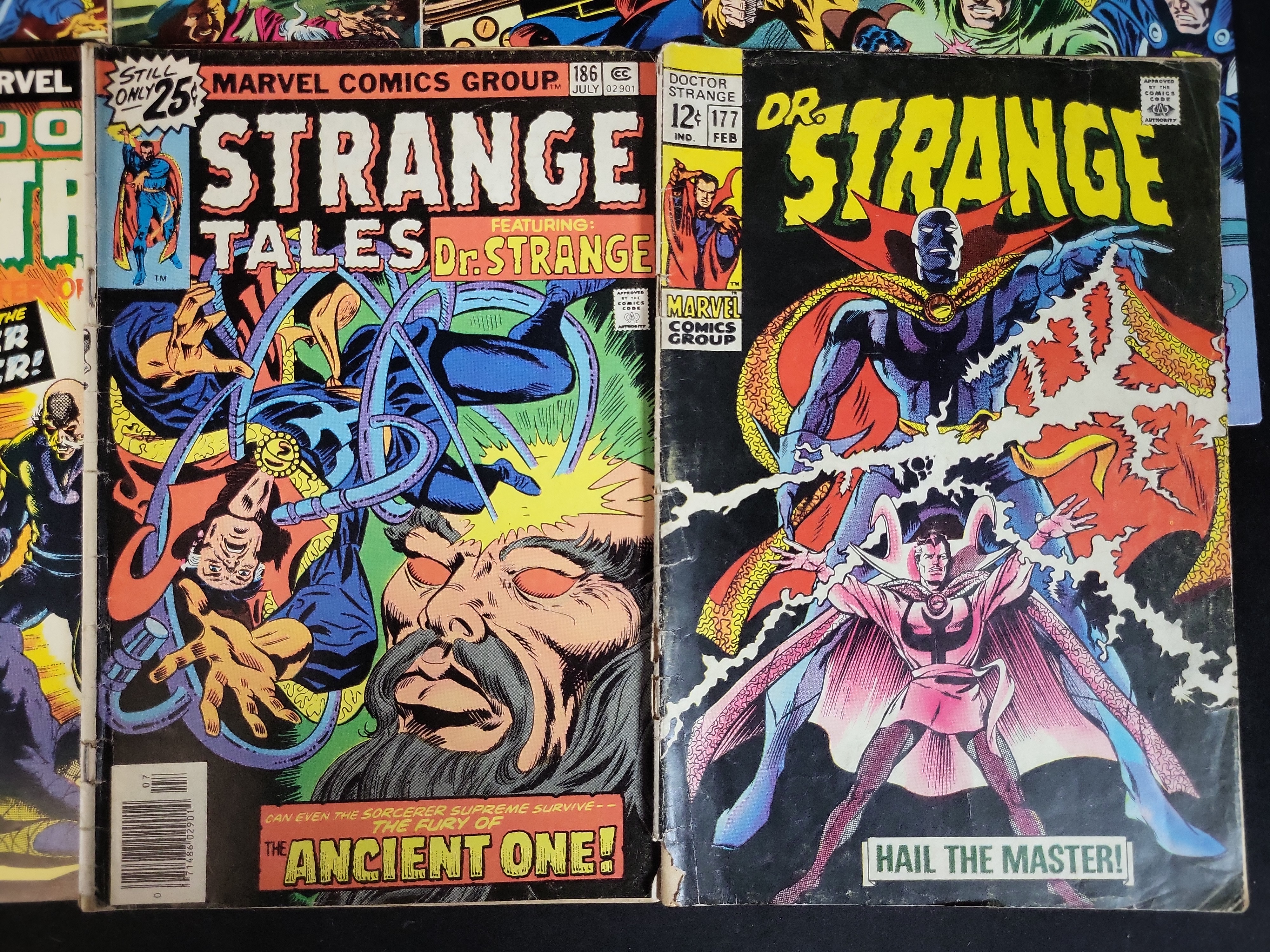 I03752 | A Group of Marvel Comics Group Doctor Strange Comic Books