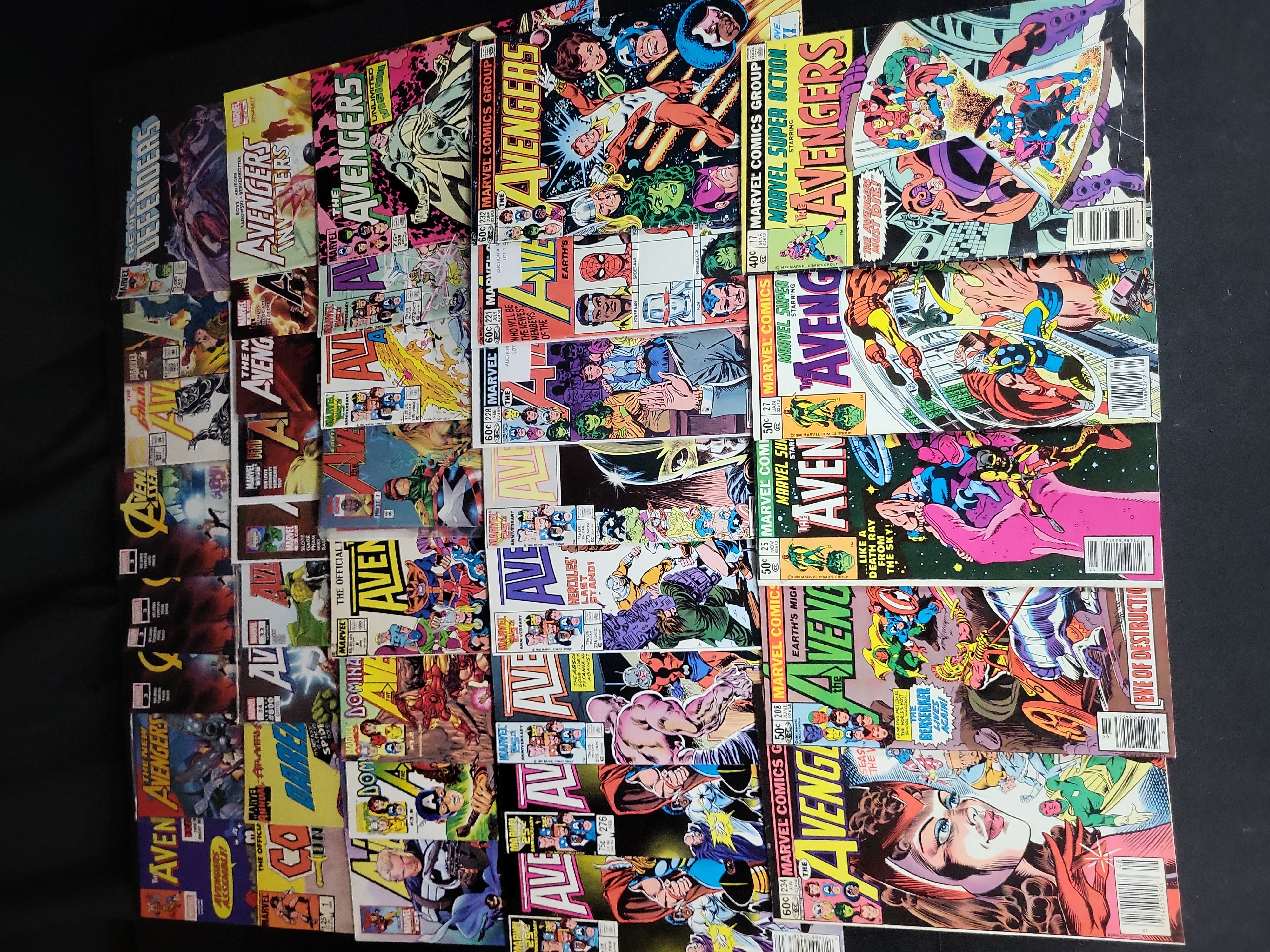 I03748 | An Assortment of Marvel Comic Books Featuring The Avengers and Associated Titles