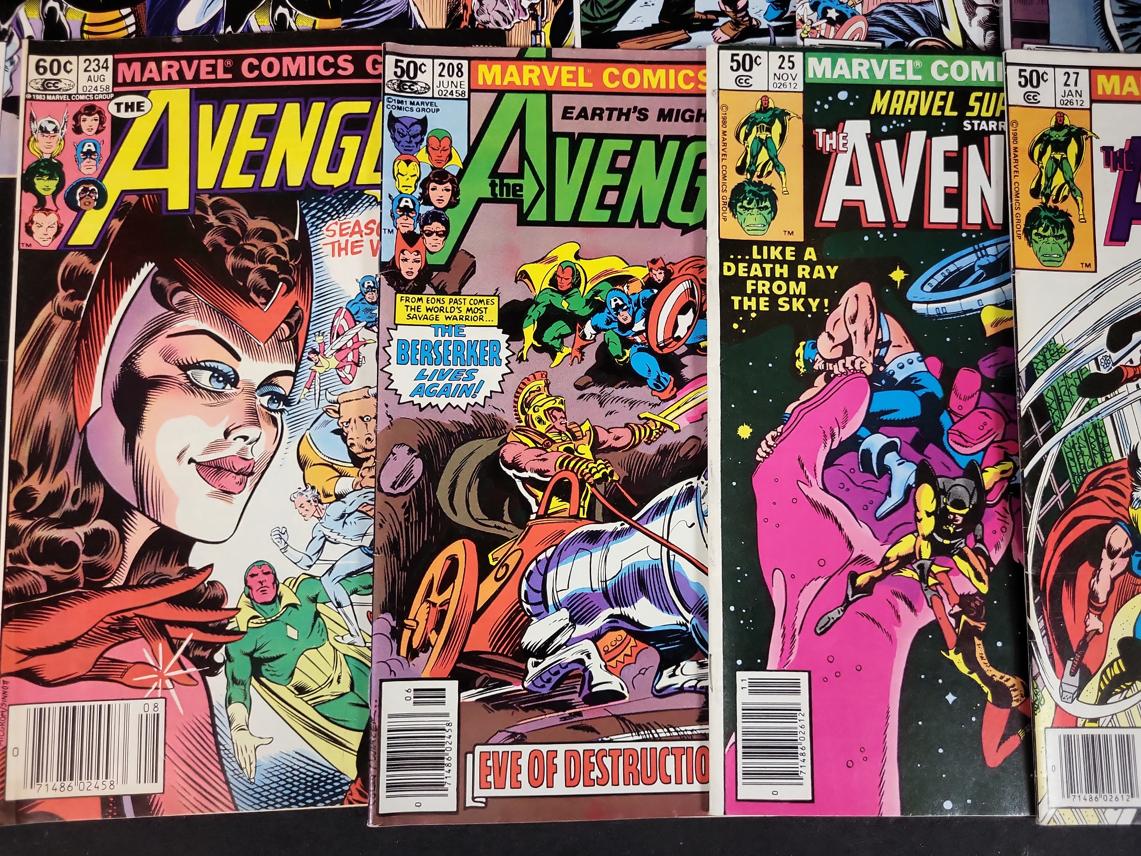 I03748 | An Assortment of Marvel Comic Books Featuring The Avengers and Associated Titles