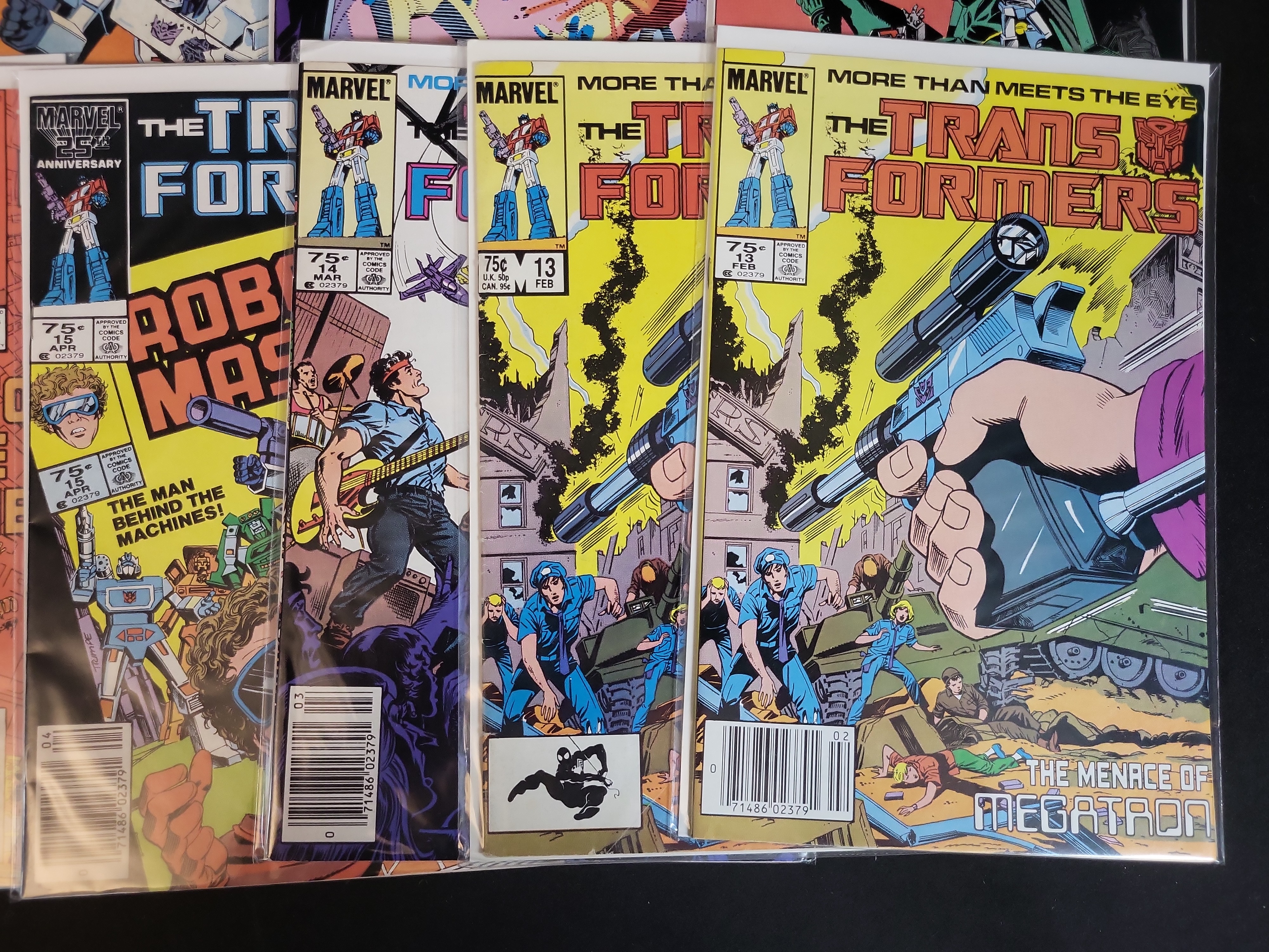 I03787 | A Group of Marvel Comics The Transformers Comic Books
