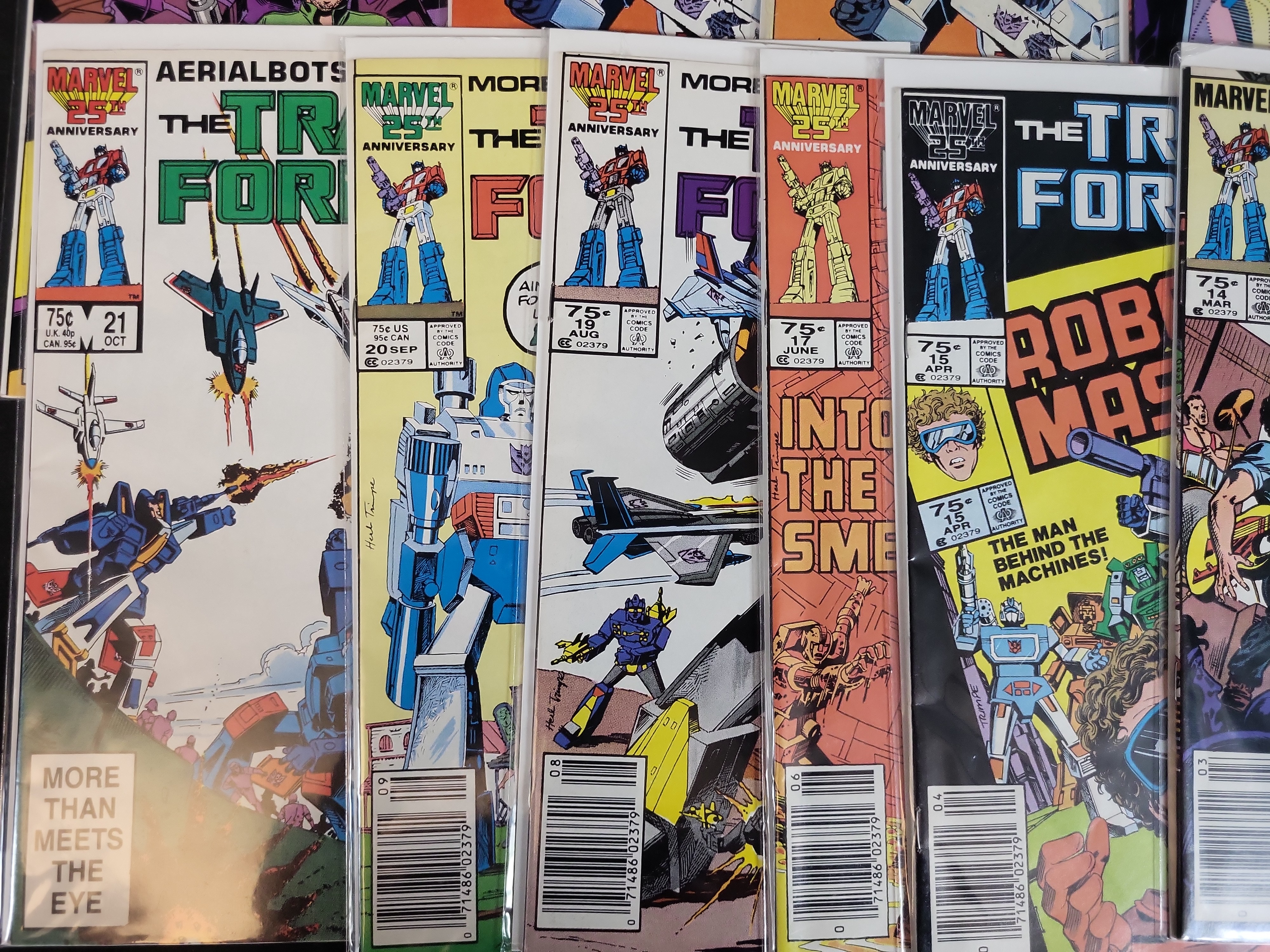 I03787 | A Group of Marvel Comics The Transformers Comic Books
