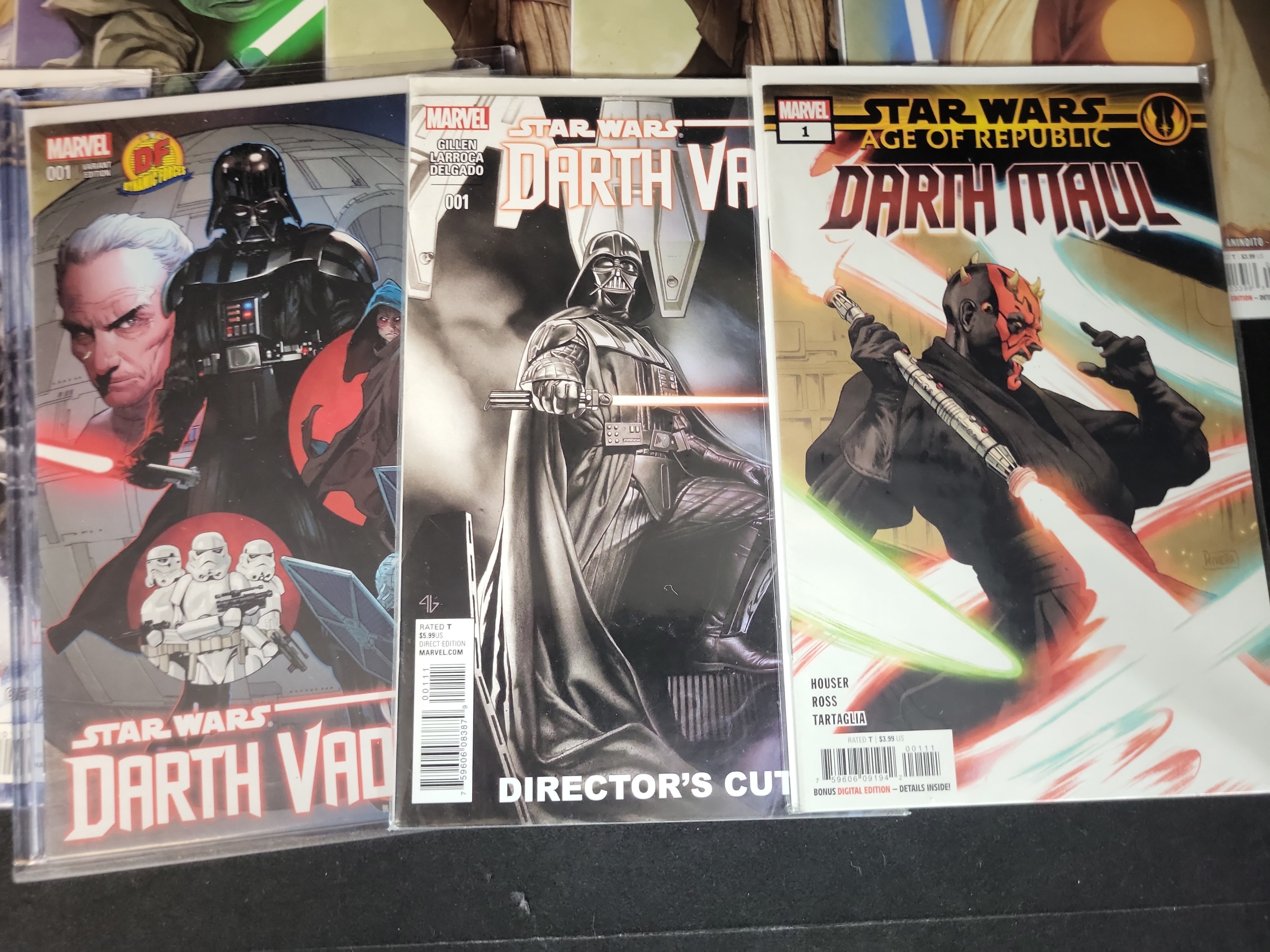 I03794 | A Collection of Modern Age Marvel Star Wars Comics featuring Variant Editions and Certificate of Authenticity