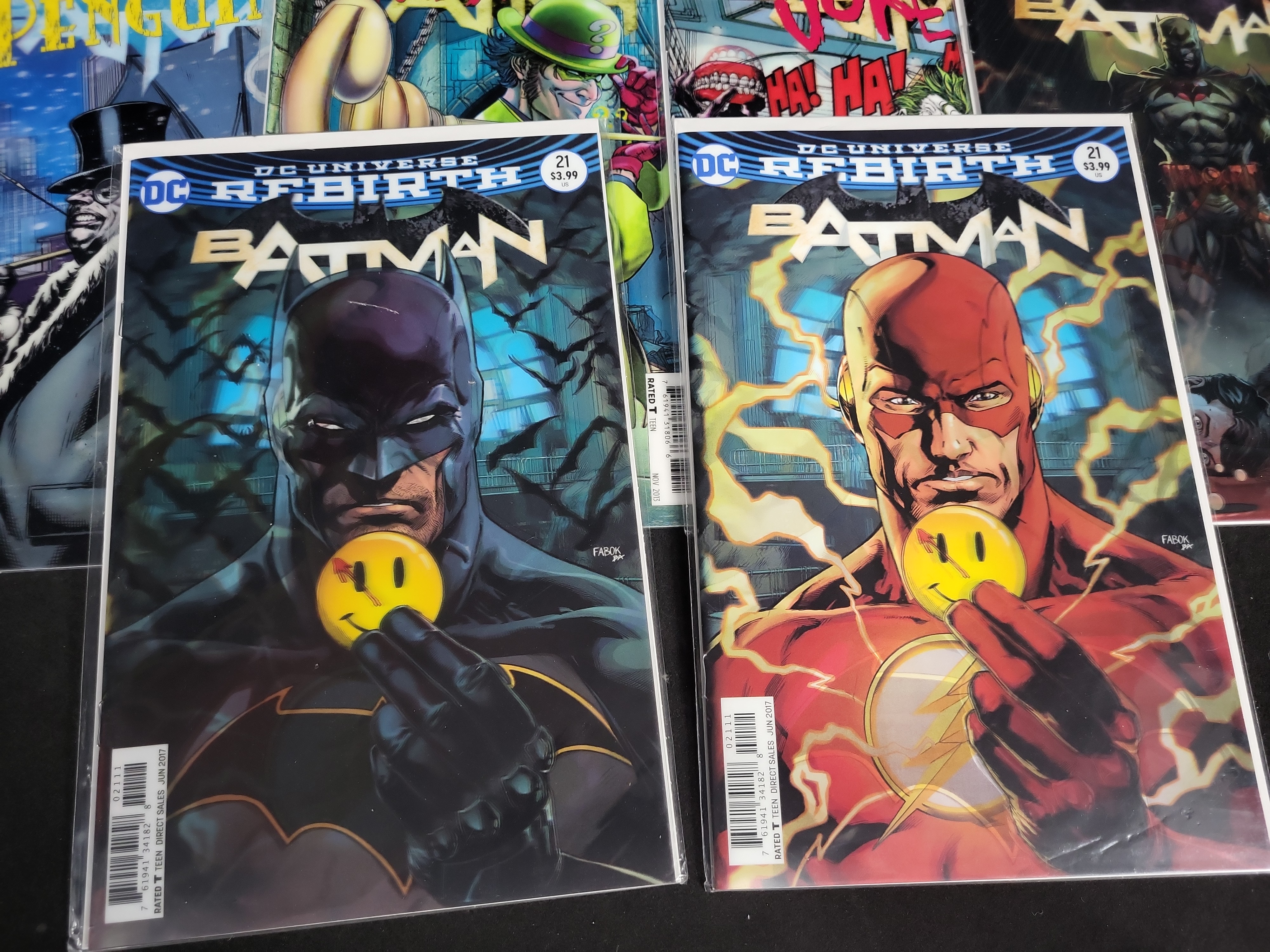 I03800 | A Collection of DC Comics Modern Batman Related Lenticular Variant Issues