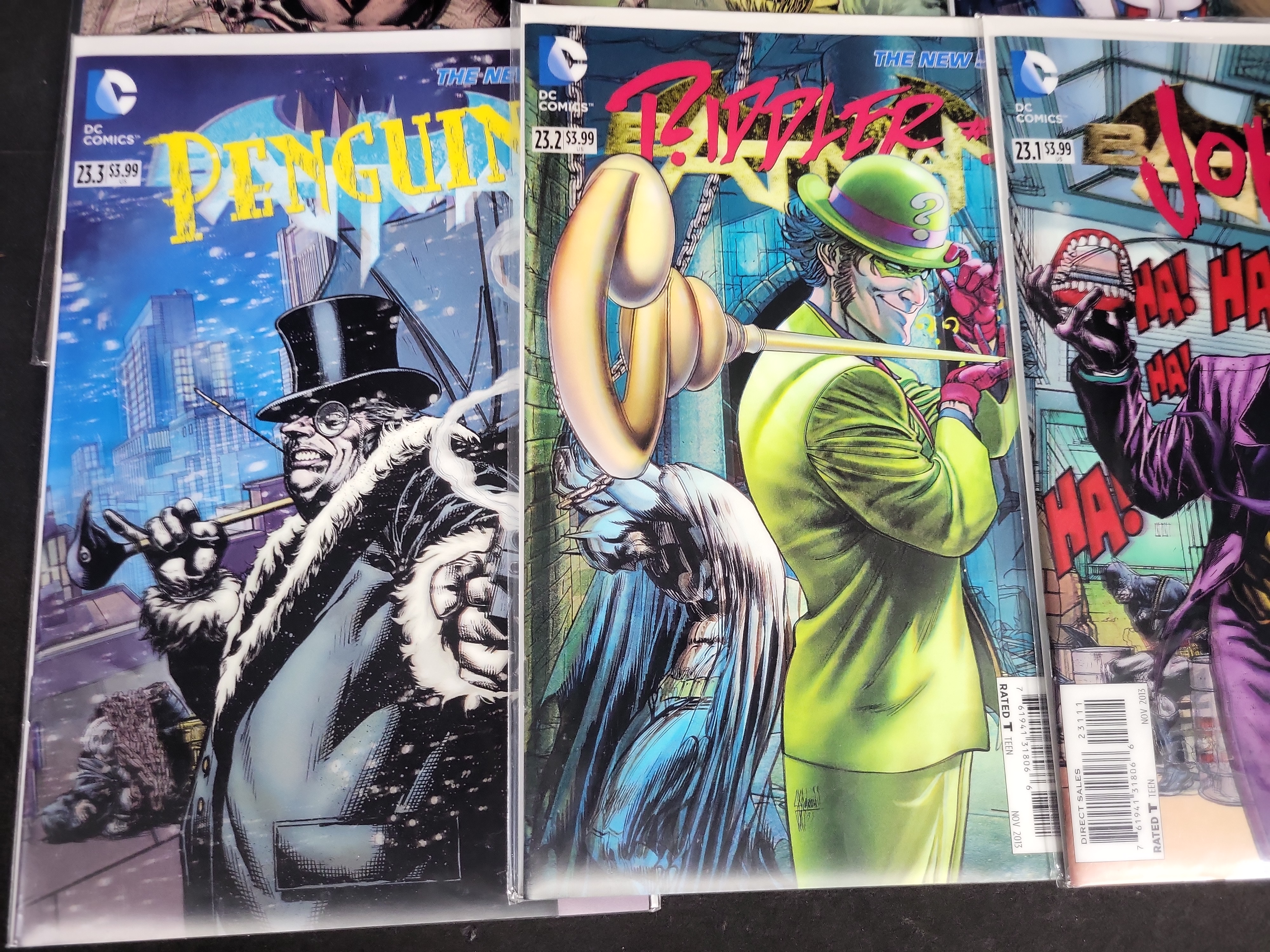 I03800 | A Collection of DC Comics Modern Batman Related Lenticular Variant Issues