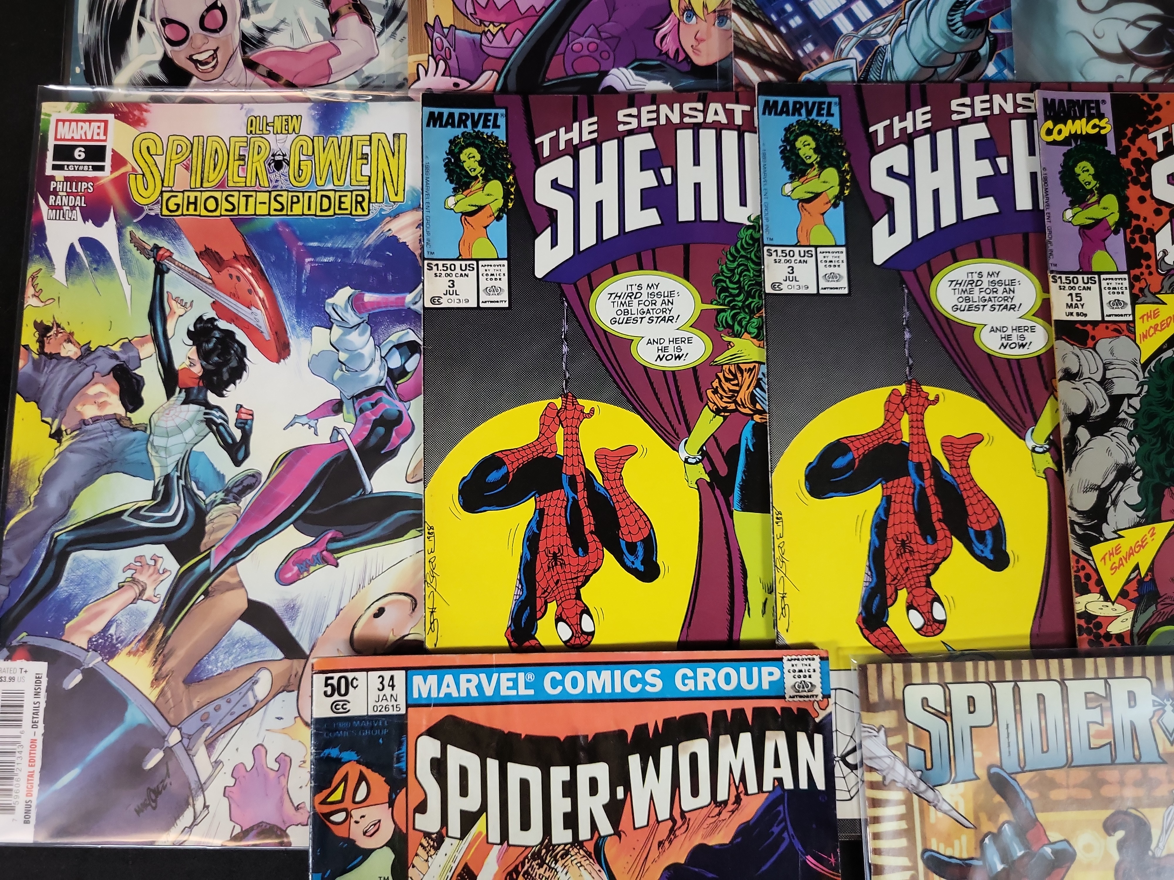 I03733 | A Collection of Marvel Female Superhero Comic Books