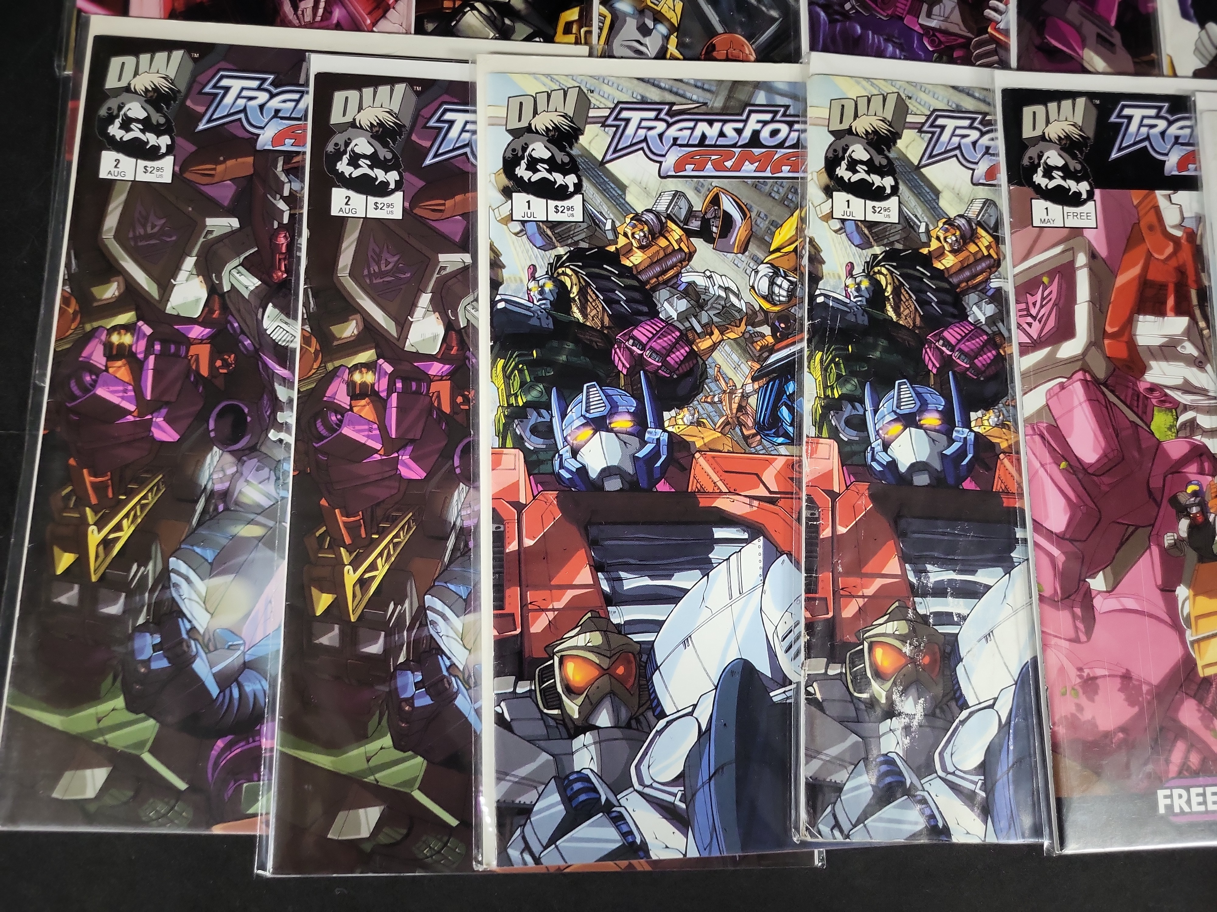 I03782 | An Assortment of Dreamwave Productions Transformers Comic Books