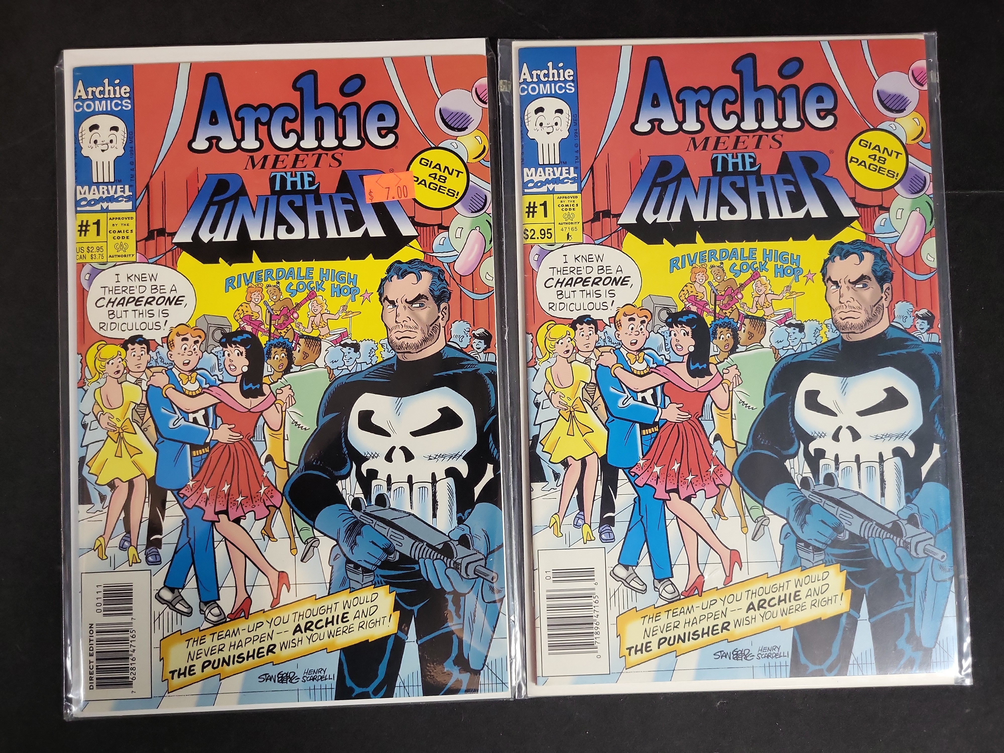 I03914 | A Collection of 13 Archie Comics Including Punisher, Predator, and Ramones Crossovers plus New Riverdale Reboot Issues